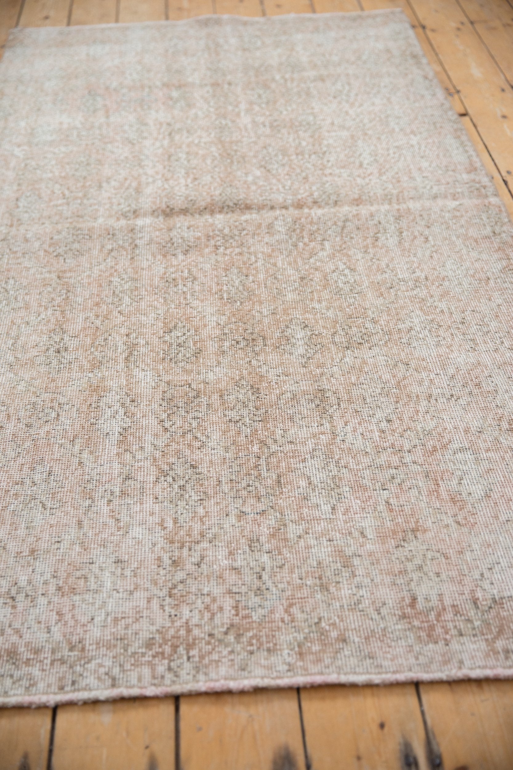 3.5x7 Vintage Distressed Sparta Rug Runner