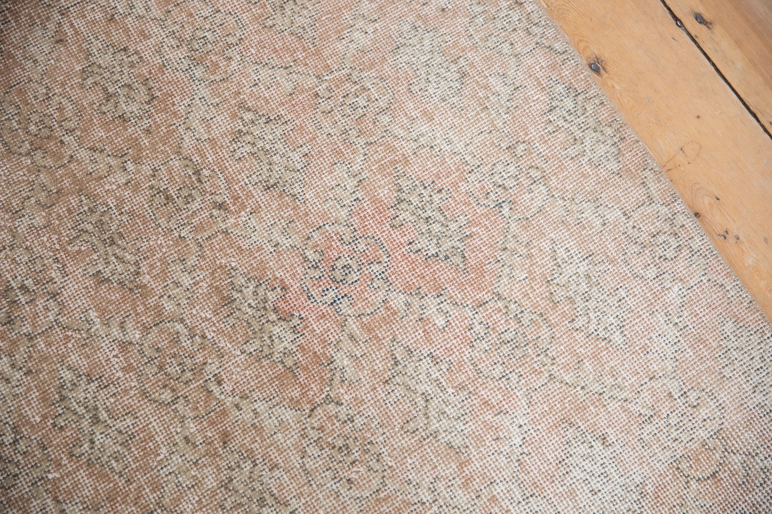 3.5x7 Vintage Distressed Sparta Rug Runner