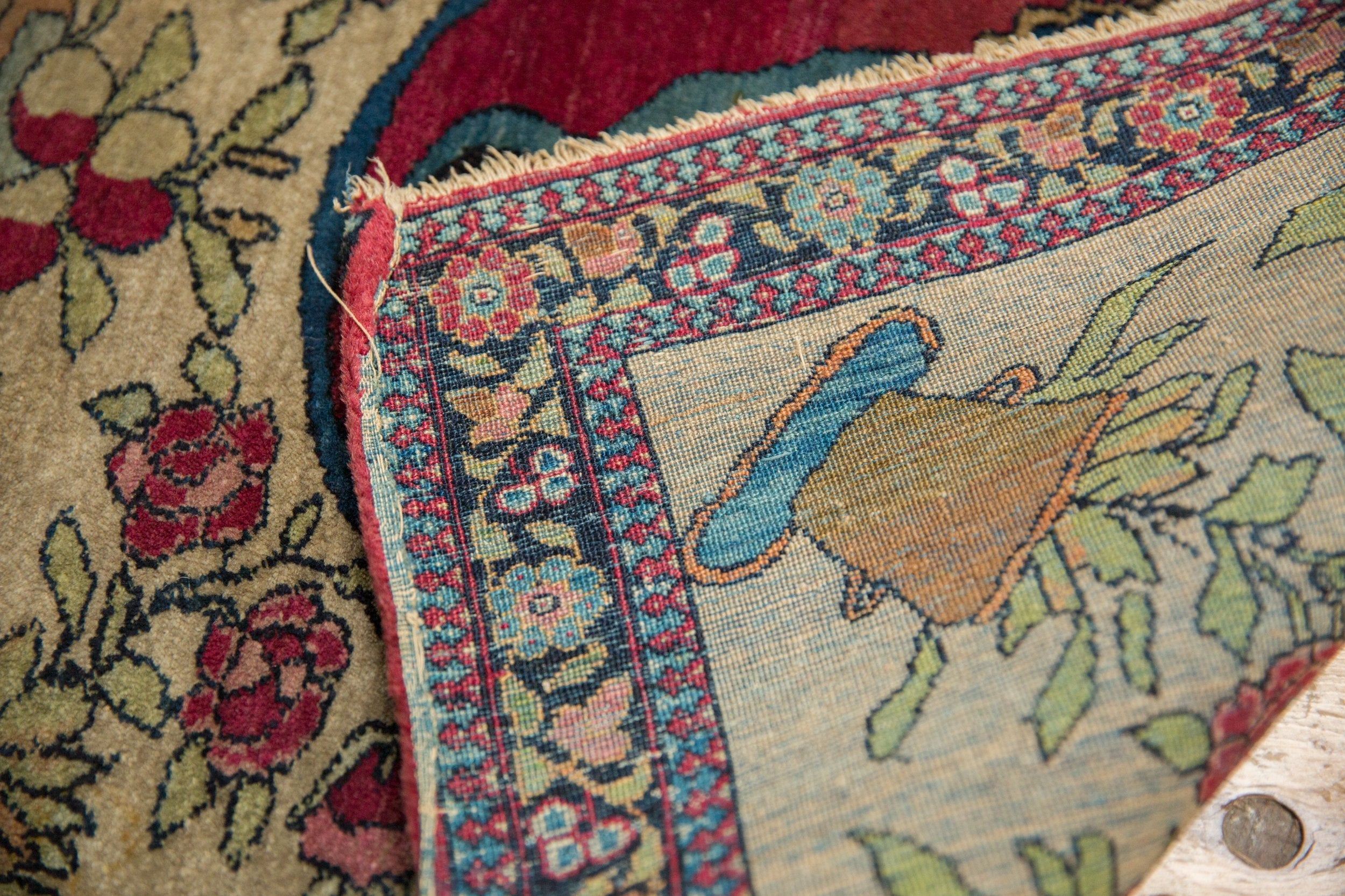 2x2.5 Antique Pictorial Isfahan Square Rug Mat