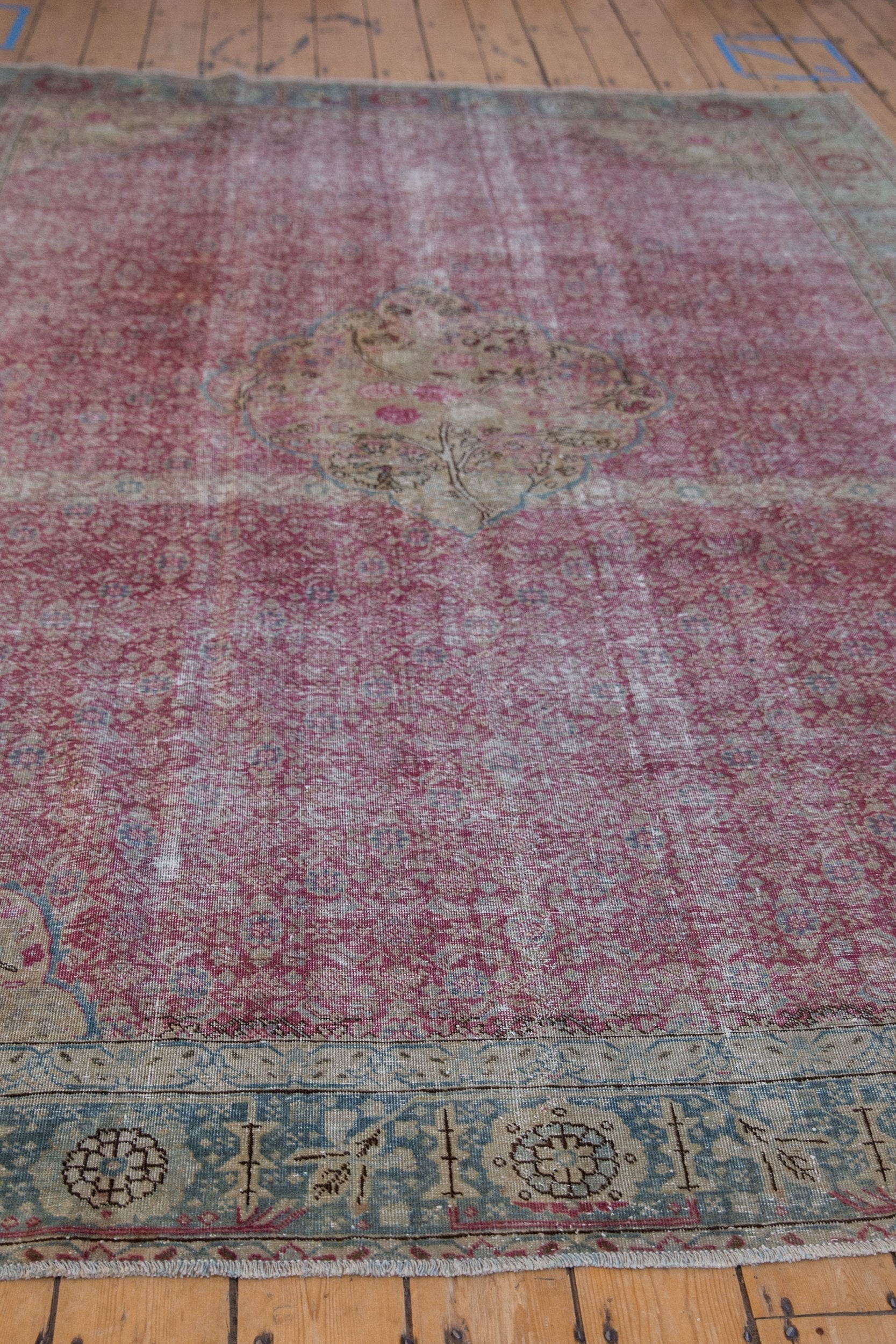 7.5x10.5 Vintage Distressed Kayseri Carpet by Old New House® - product image 7 for Resin Society