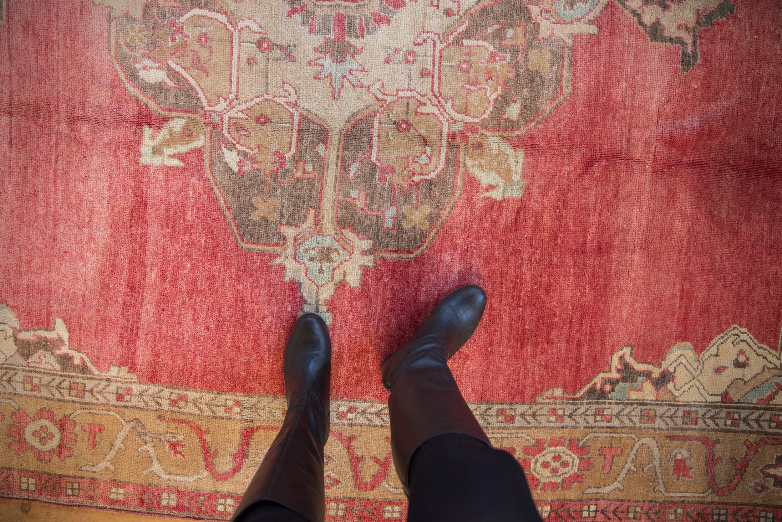 RESERVED 7.5x11 Vintage Distressed Oushak Carpet