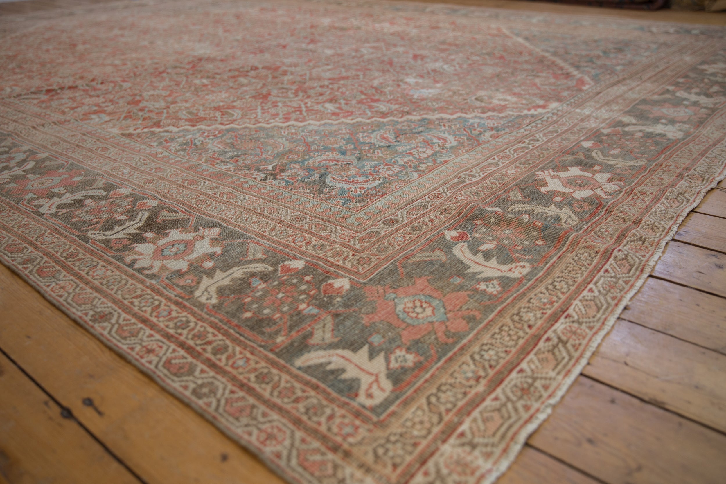 10.5x13 Vintage Distressed Mahal Carpet by Old New House® - product image 3 for Resin Society