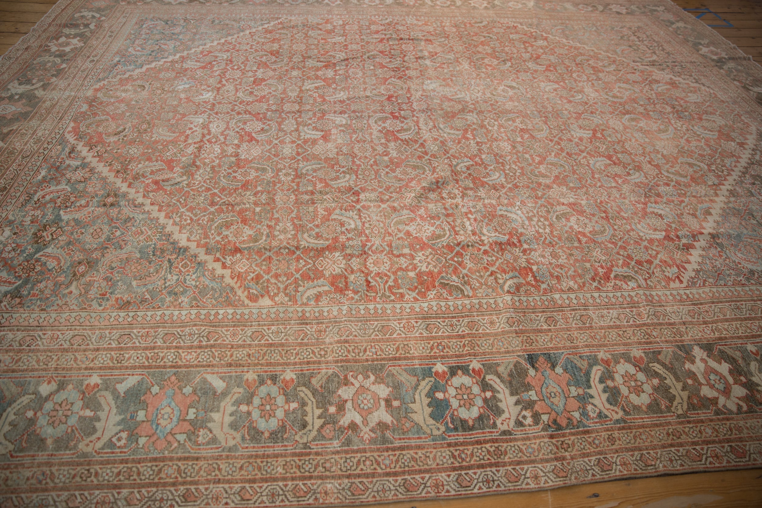 10.5x13 Vintage Distressed Mahal Carpet by Old New House® - product image 7 for Resin Society