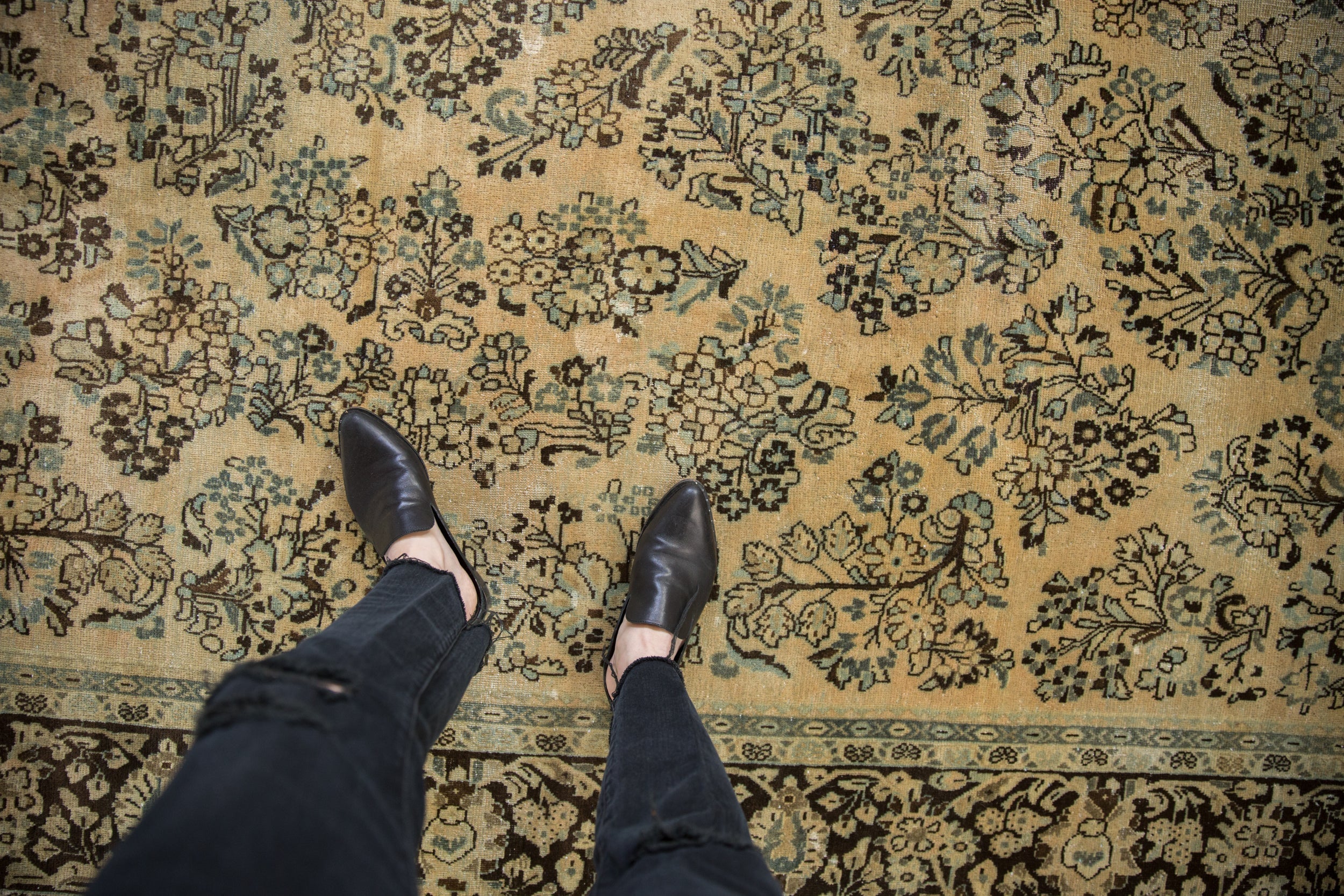 8.5x11.5 Vintage Distressed Arak Carpet by Old New House® - product image 2 for Resin Society