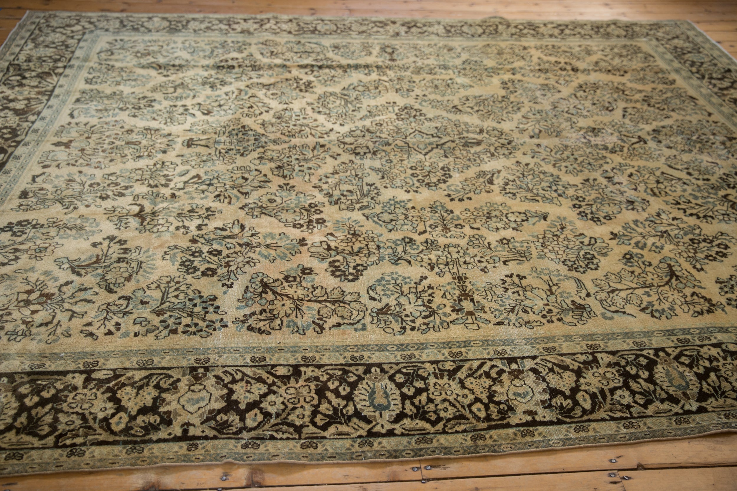 8.5x11.5 Vintage Distressed Arak Carpet by Old New House® - product image 6 for Resin Society