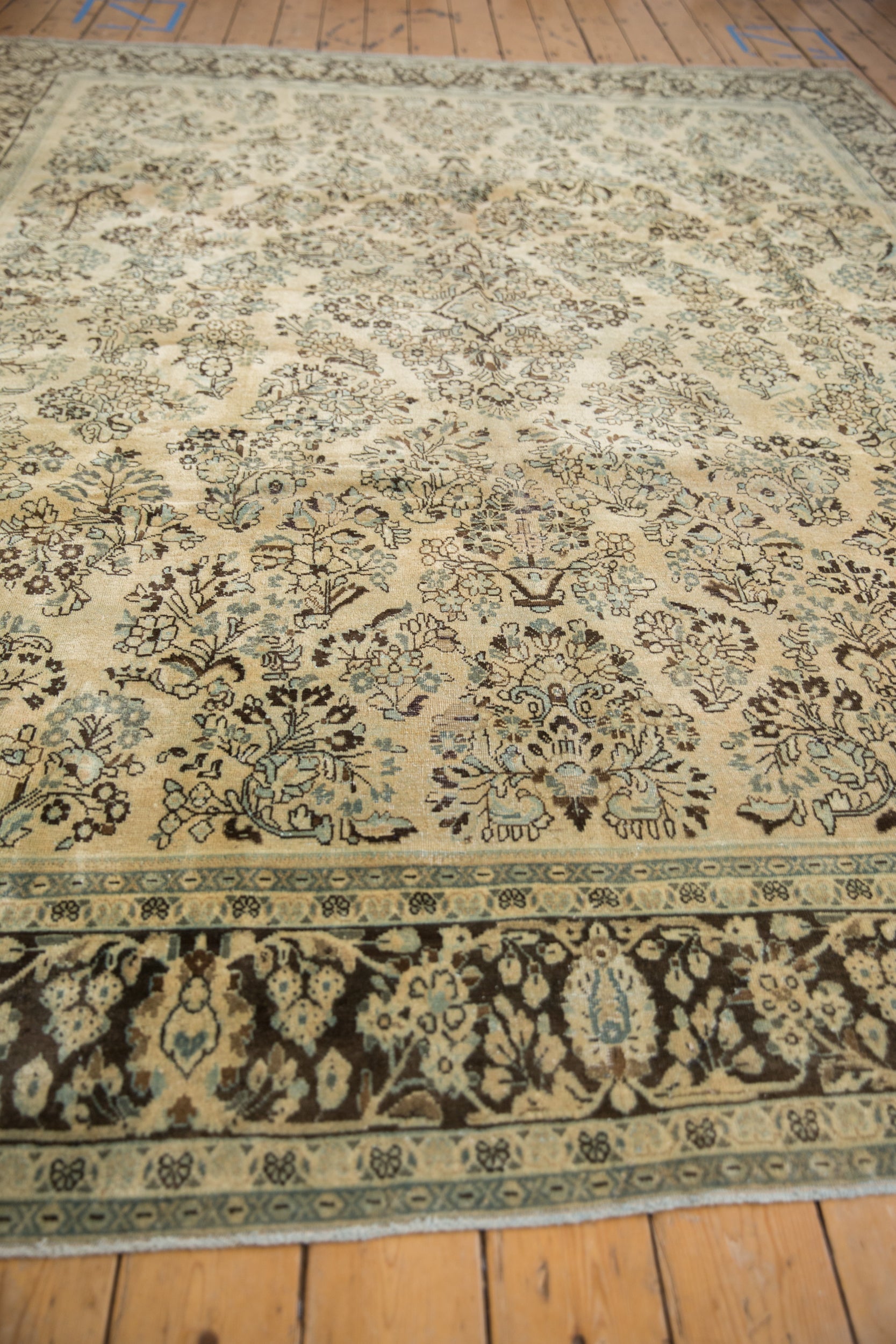8.5x11.5 Vintage Distressed Arak Carpet by Old New House® - product image 7 for Resin Society