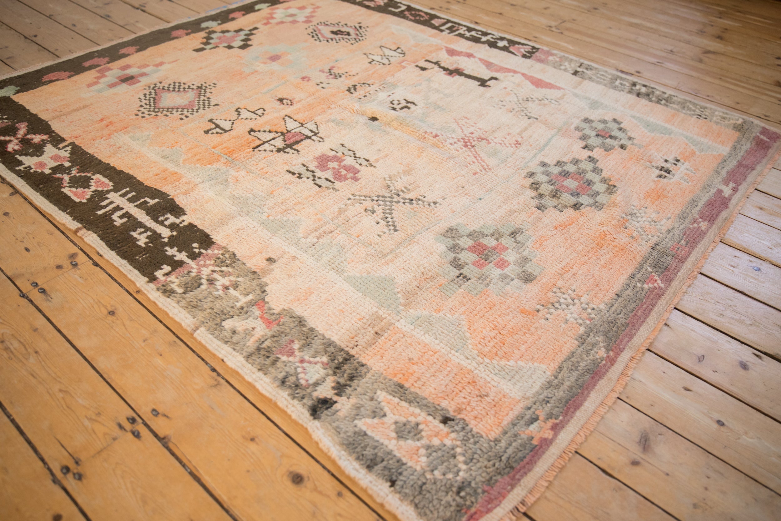 5.5x6.5 Vintage Moroccan Carpet by Old New House® - product image 4 for Resin Society