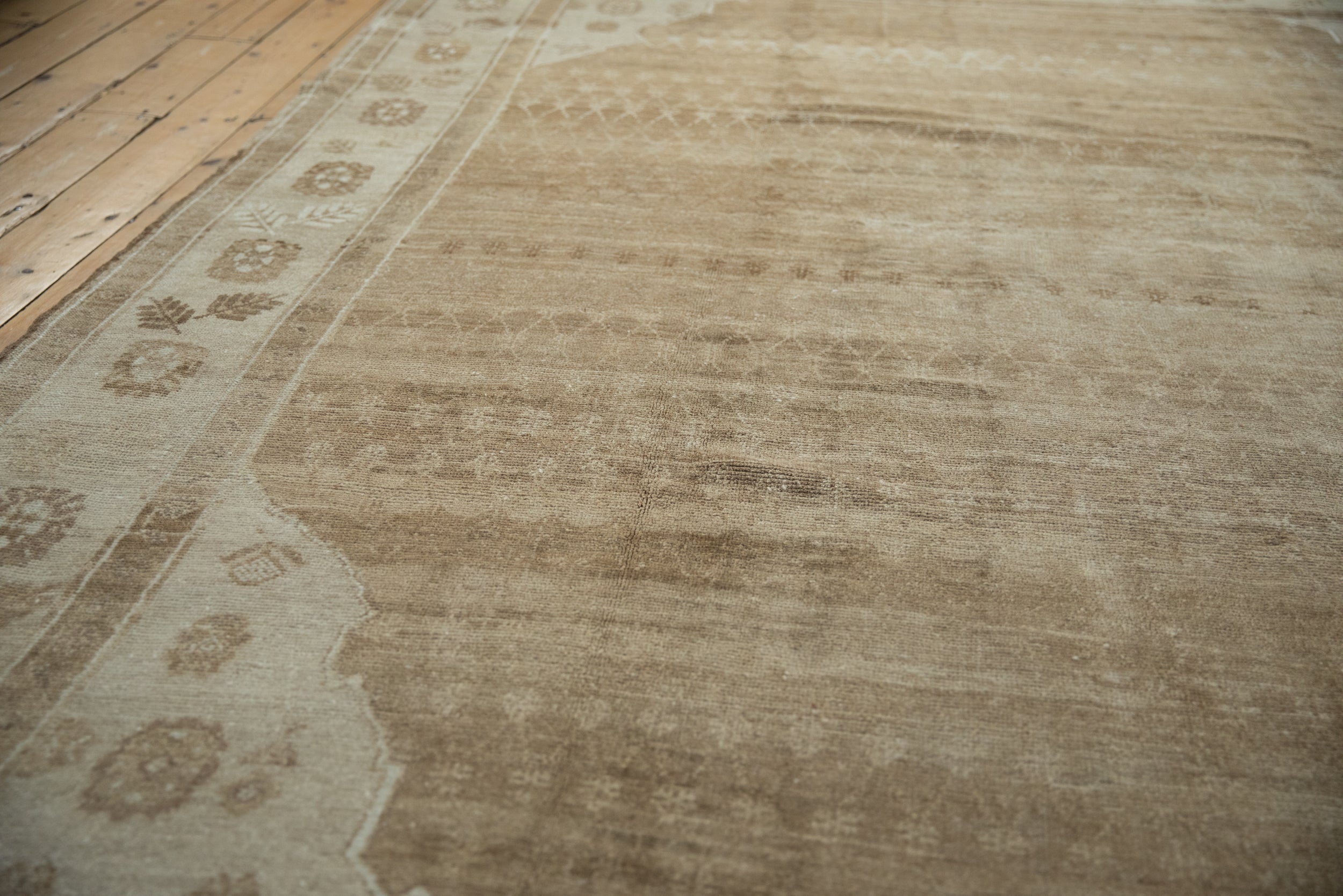 8x10.5 Vintage Distressed Kars Carpet by Old New House® - product image 9 for Resin Society