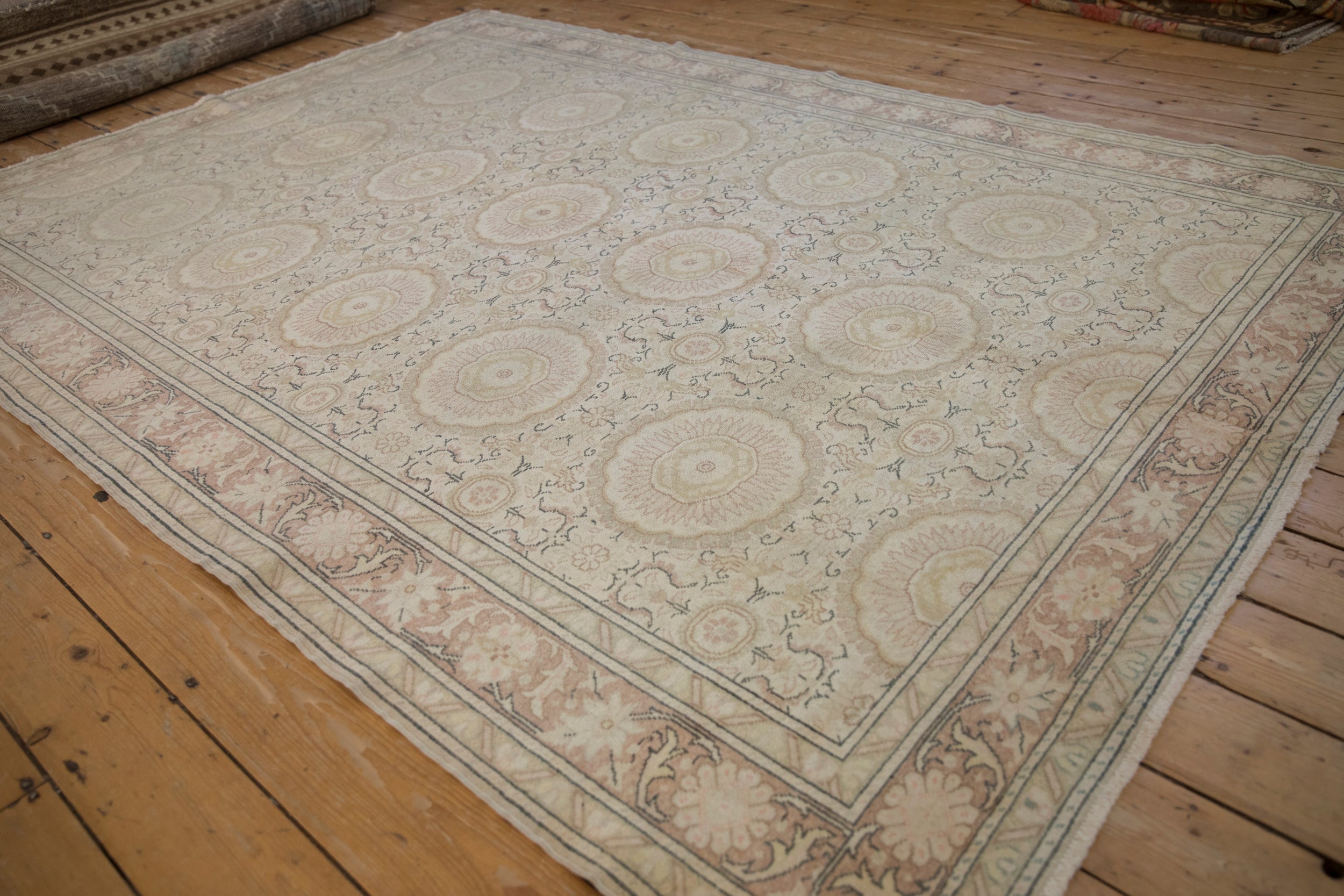 6.5x9.5 Vintage Distressed Kaisary Carpet by Old New House® - product image 4 for Resin Society