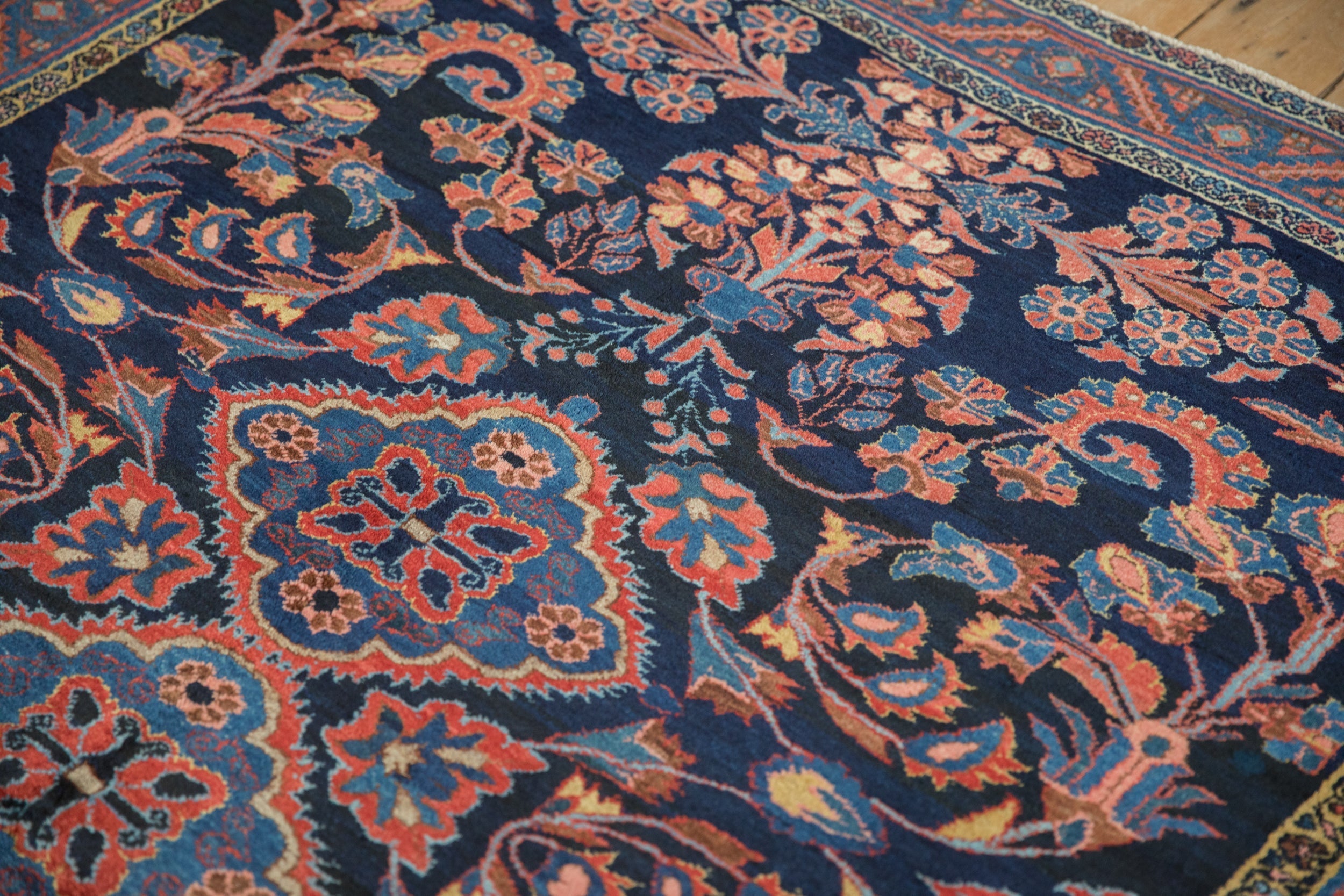 5.5x7.5 Vintage Fine Lilihan Carpet by Old New House® - product image 8 for Resin Society