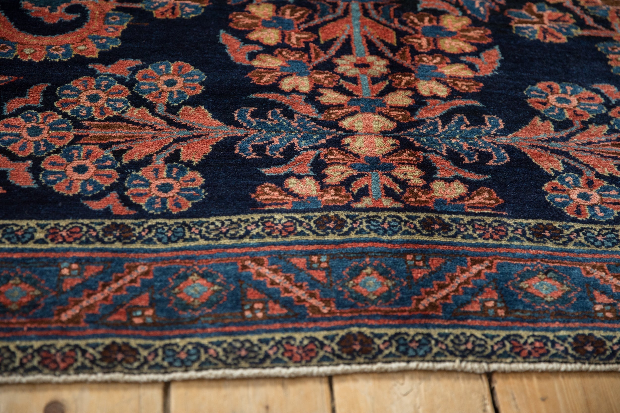5.5x7.5 Vintage Fine Lilihan Carpet by Old New House® - product image 10 for Resin Society