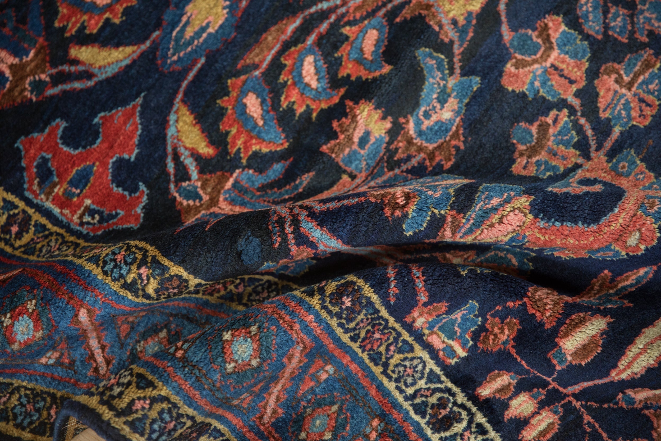 5.5x7.5 Vintage Fine Lilihan Carpet by Old New House® - product image 11 for Resin Society