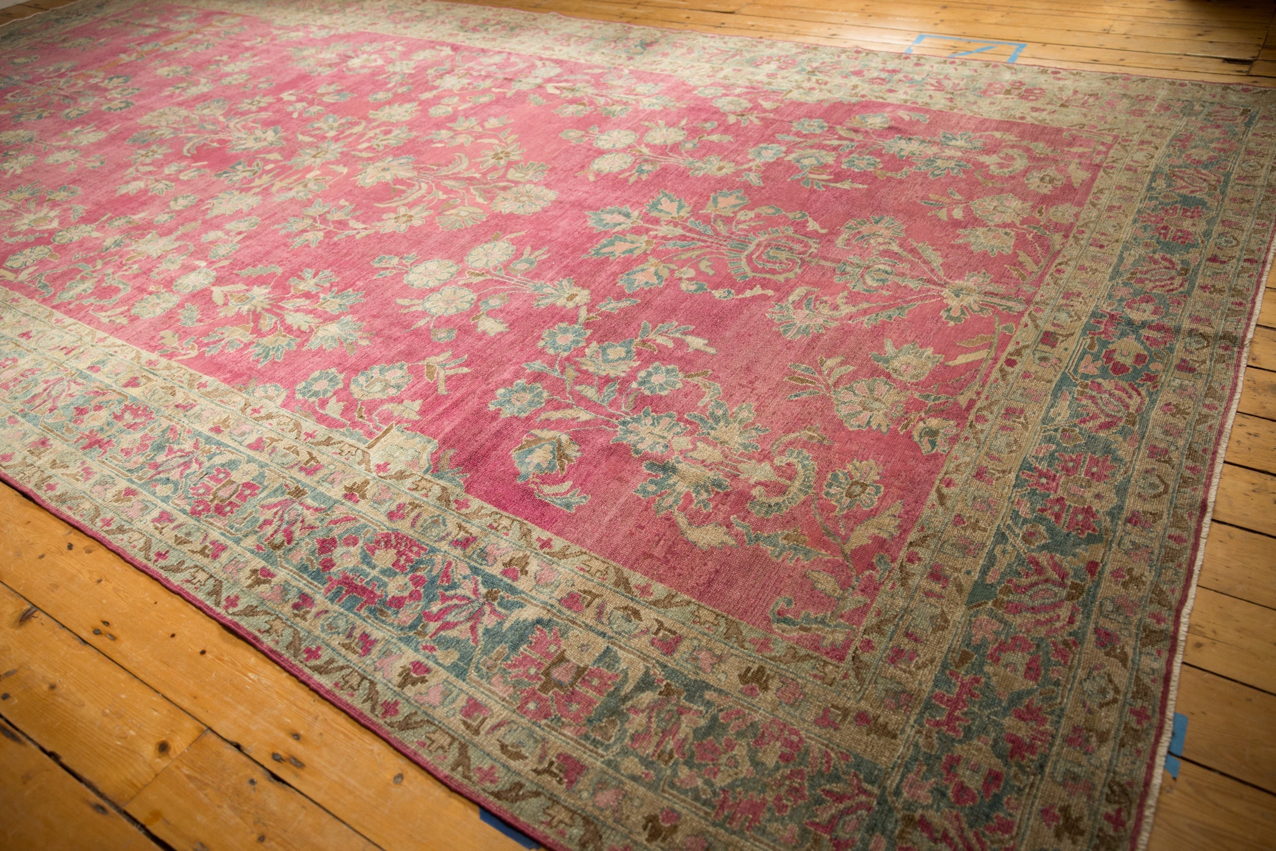8.5x16 Antique Distressed Lilihan Carpet by Old New House® - product image 5 for Resin Society