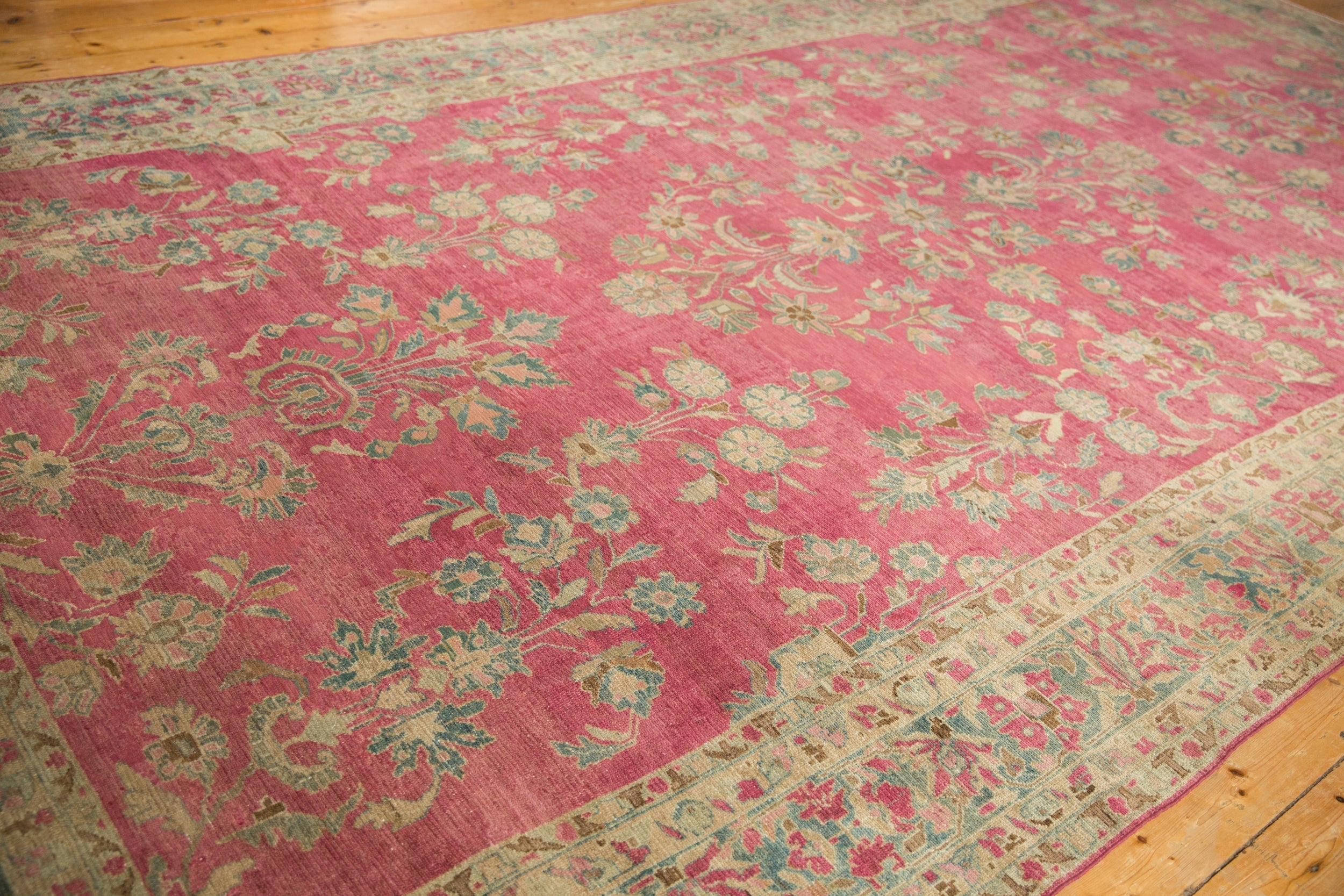 8.5x16 Antique Distressed Lilihan Carpet by Old New House® - product image 7 for Resin Society