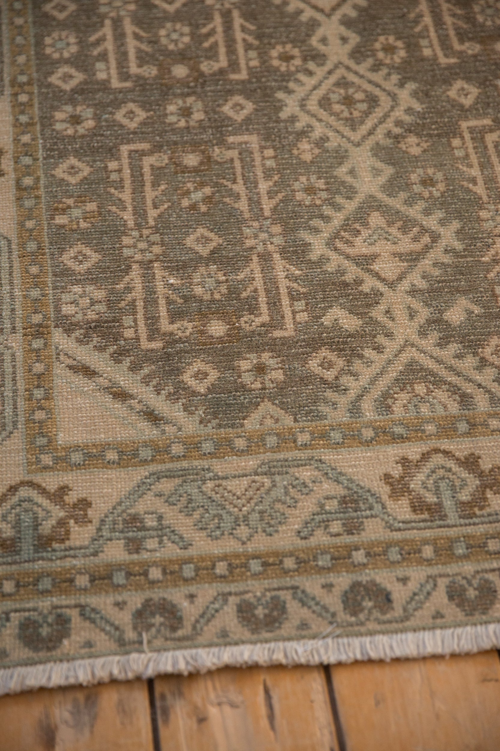 3.5x6 Vintage Distressed Hamadan Rug by Old New House® - product image 9 for Resin Society