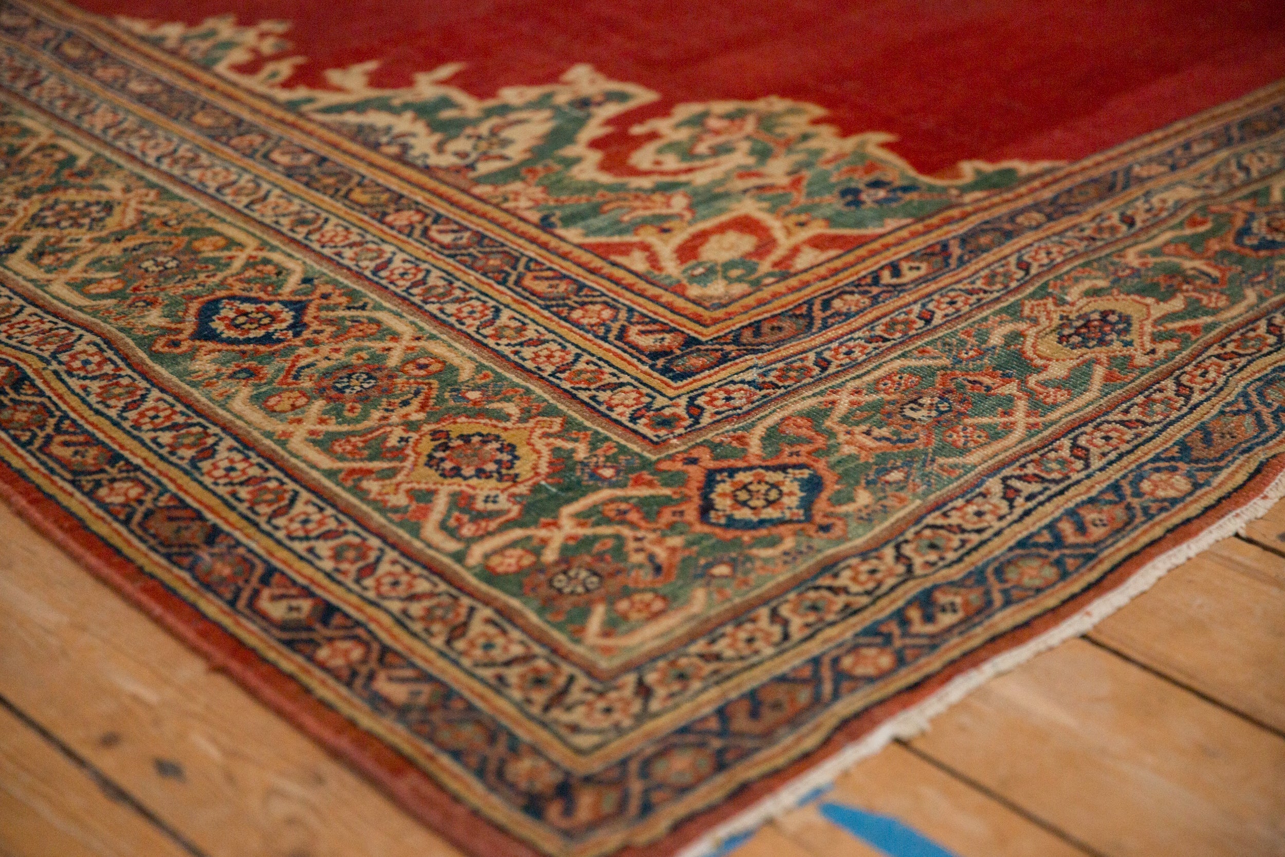 8x11 Vintage Mahal Carpet by Old New House® - product image 4 for Resin Society