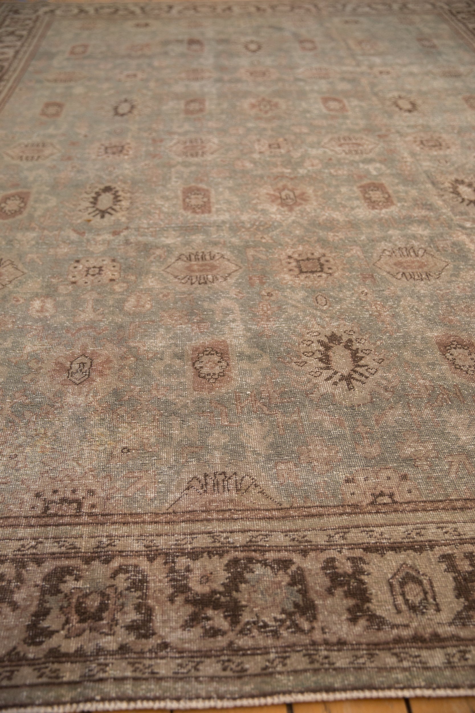 8x11 Vintage Distressed Mahal Carpet by Old New House® - product image 7 for Resin Society