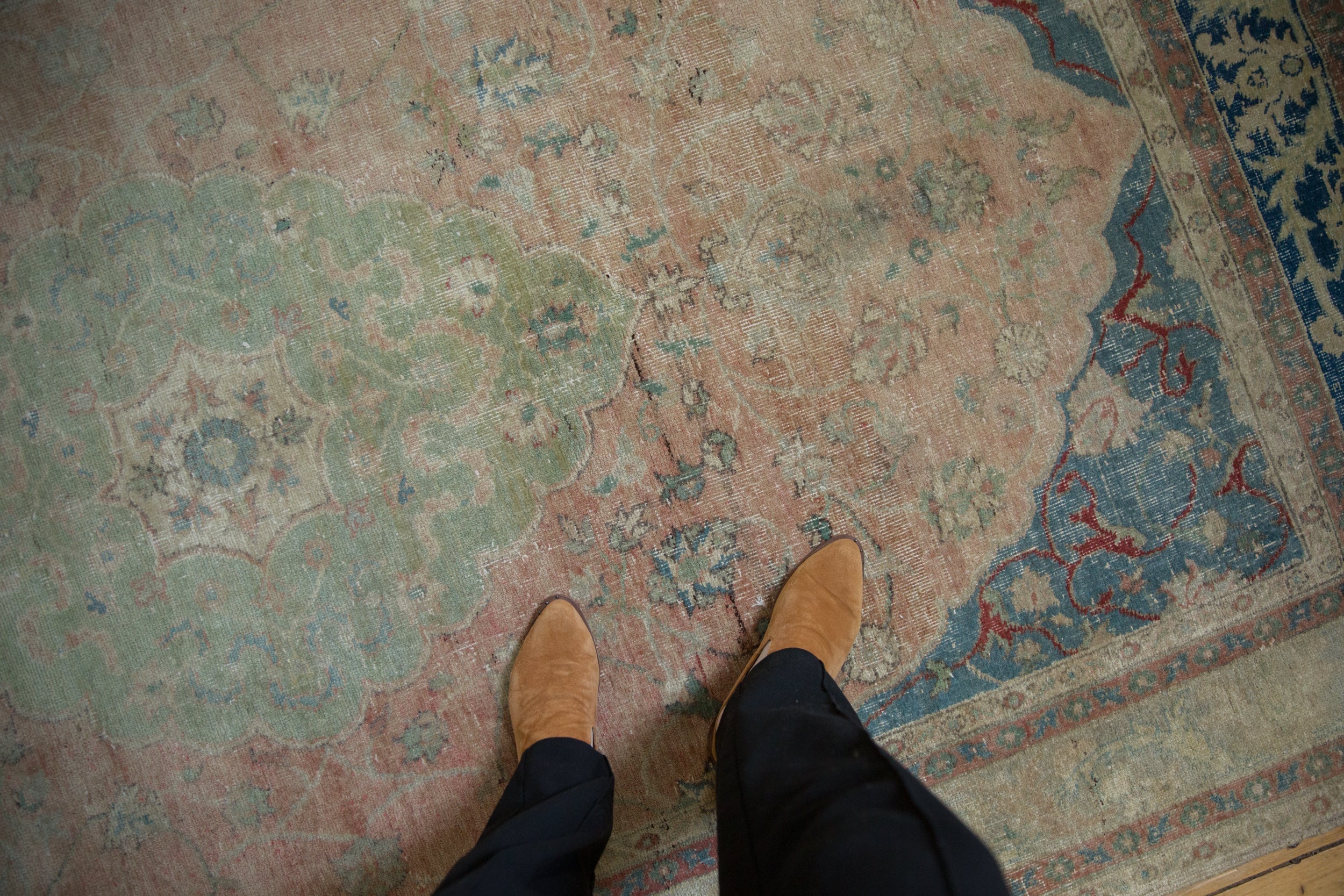 5.5x9.5 Vintage Distressed Sivas Carpet by Old New House® - product image 2 for Resin Society