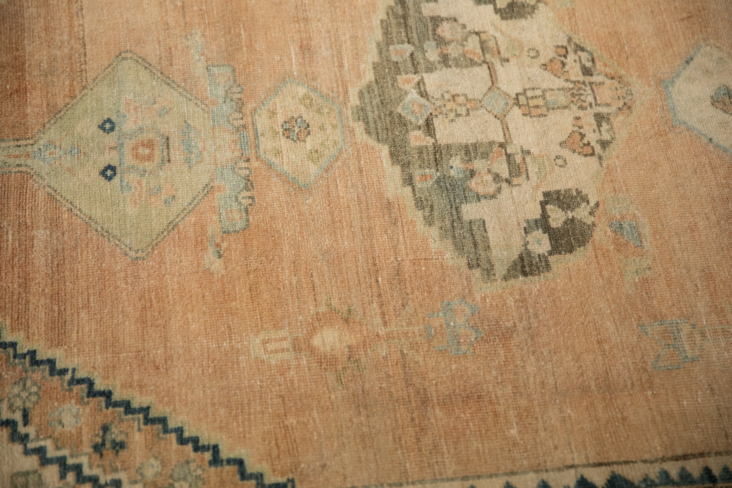 4x6.5 Vintage Distressed Hamadan Rug by Old New House® - product image 8 for Resin Society