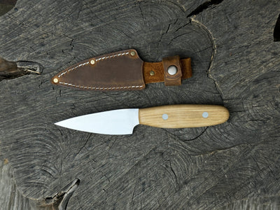 Hand-Forged Bushcraft Knife with 10 cm carbon steel blade and ash wood handle