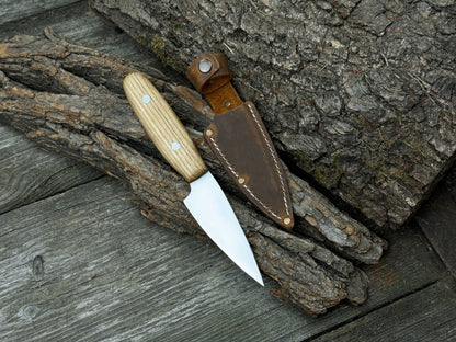Hand-Forged Bushcraft Knife with 10 cm carbon steel blade and ash wood handle