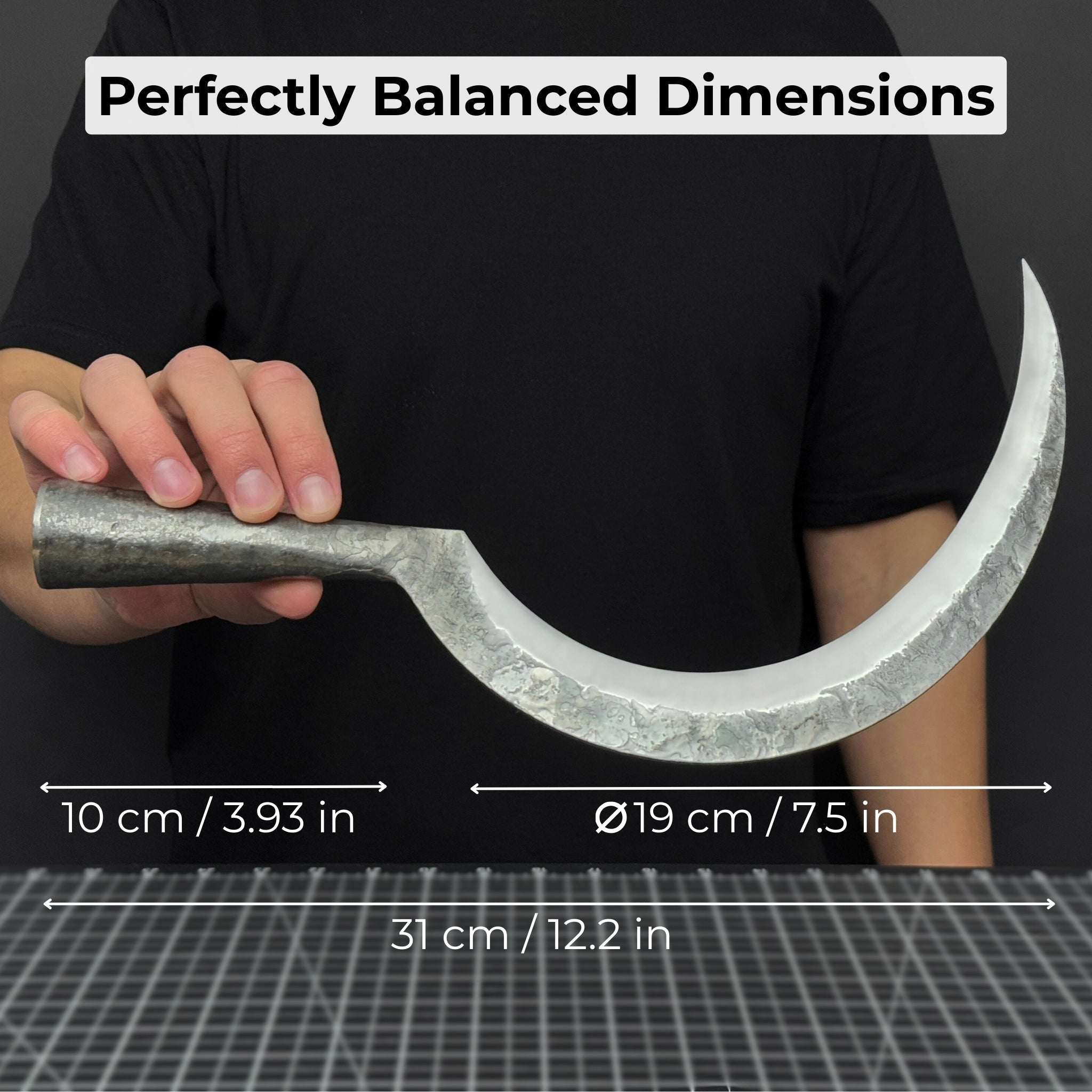 Hand-forged large sickle with 19 cm carbon steel blade and ergonomic handle
