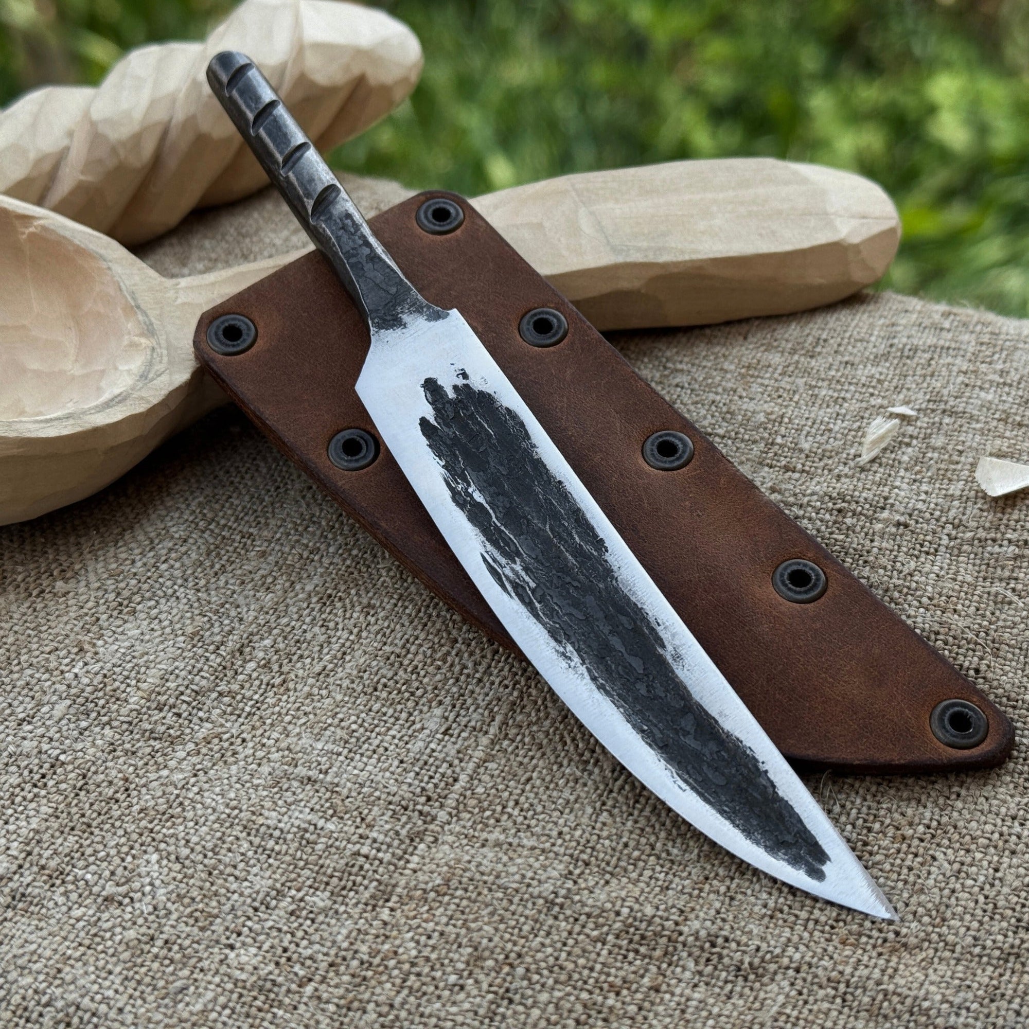 Hand-forged Yakut blade with leather sheath, 10 cm, by Sharky Forged Steel Tools