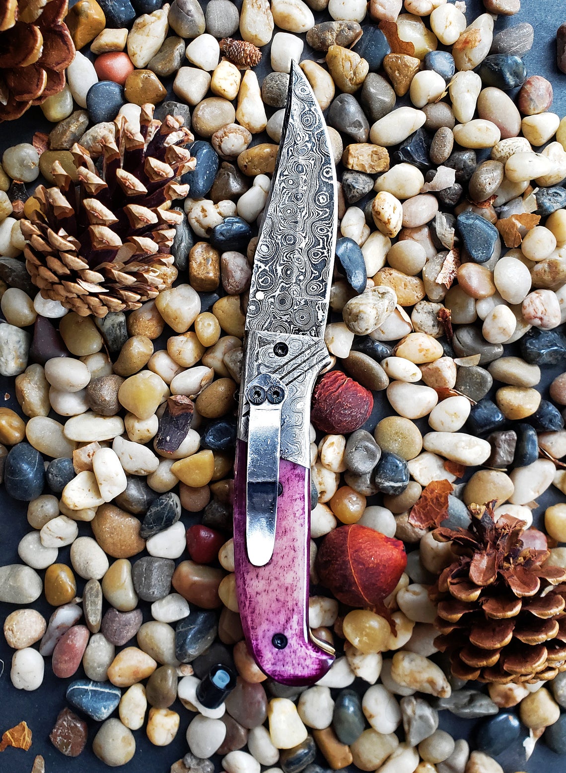 Titan Classico Viola Raindrop Damascus folding blade with walnut wood handle and custom sheath