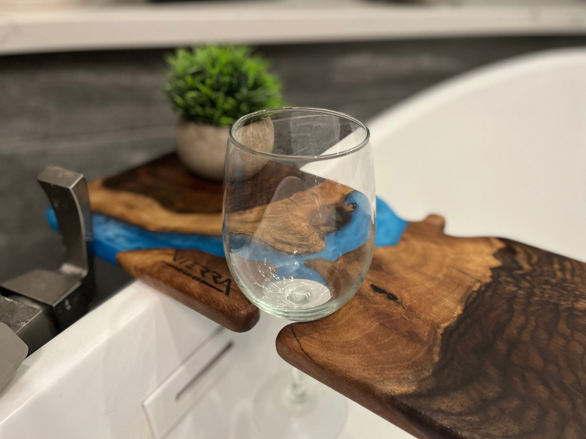 Bath Caddy Long Board Epoxy Resin Form with clamps and leveling feet