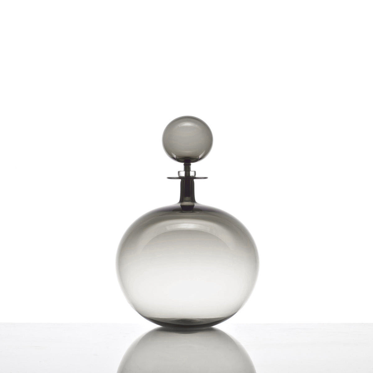 Large Low Round Decanter by Joe Cariati - product image 9 for Resin Society
