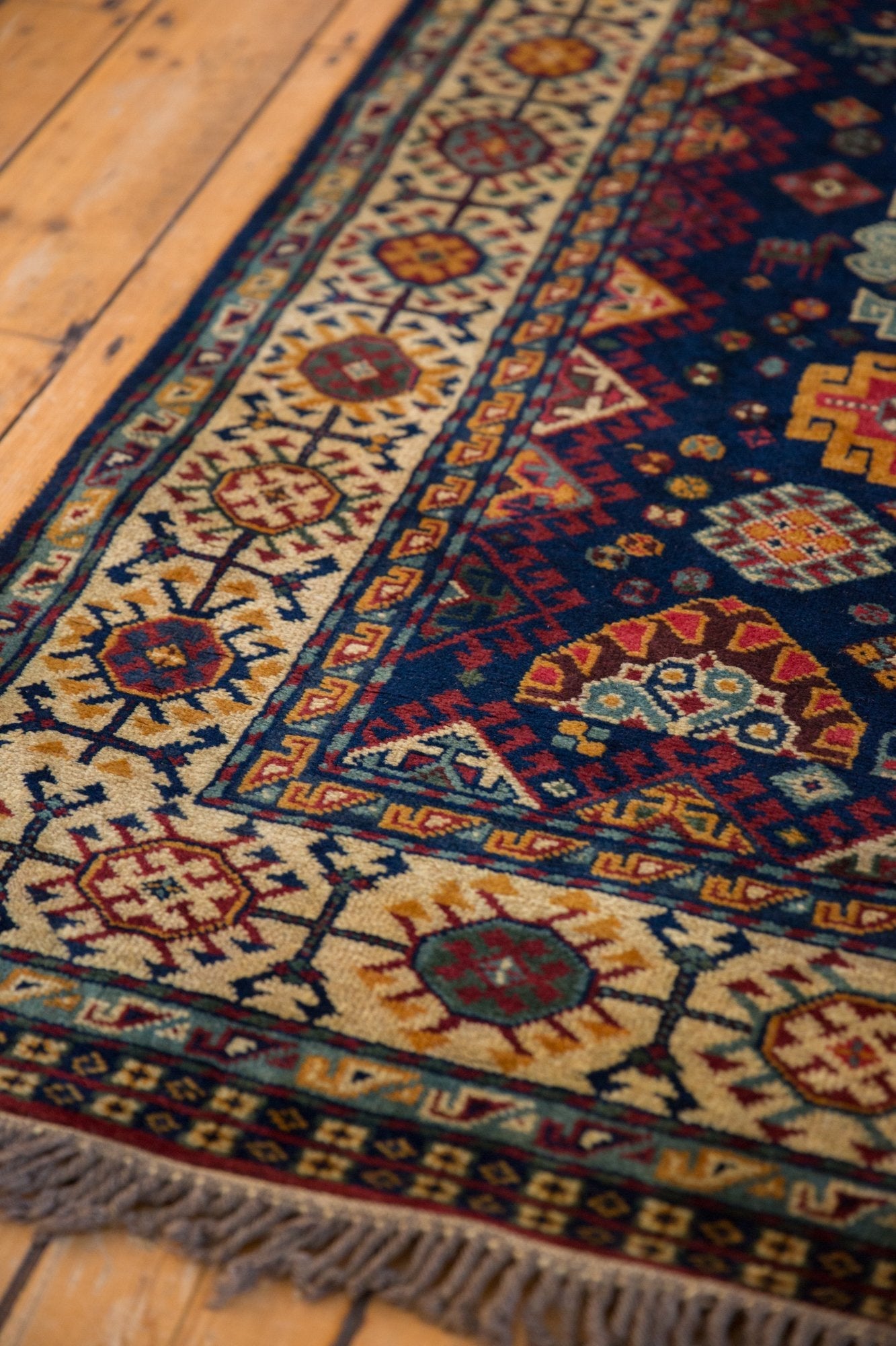 5.5x6.5 Vintage Indian Shiraz Design Carpet by Old New House® - product image 8 for Resin Society
