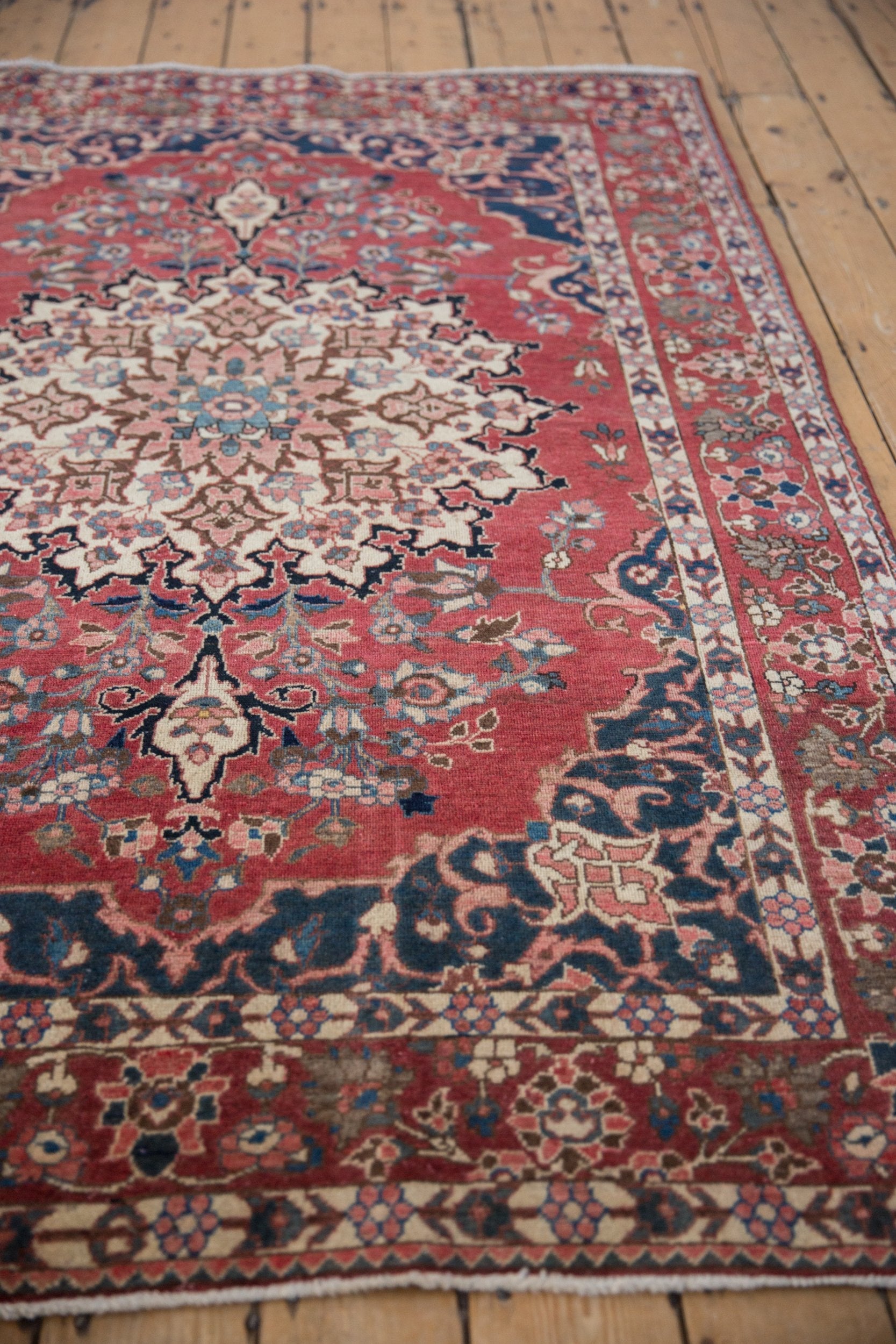 5x7 Vintage Baktiari Rug by Old New House® - product image 4 for Resin Society
