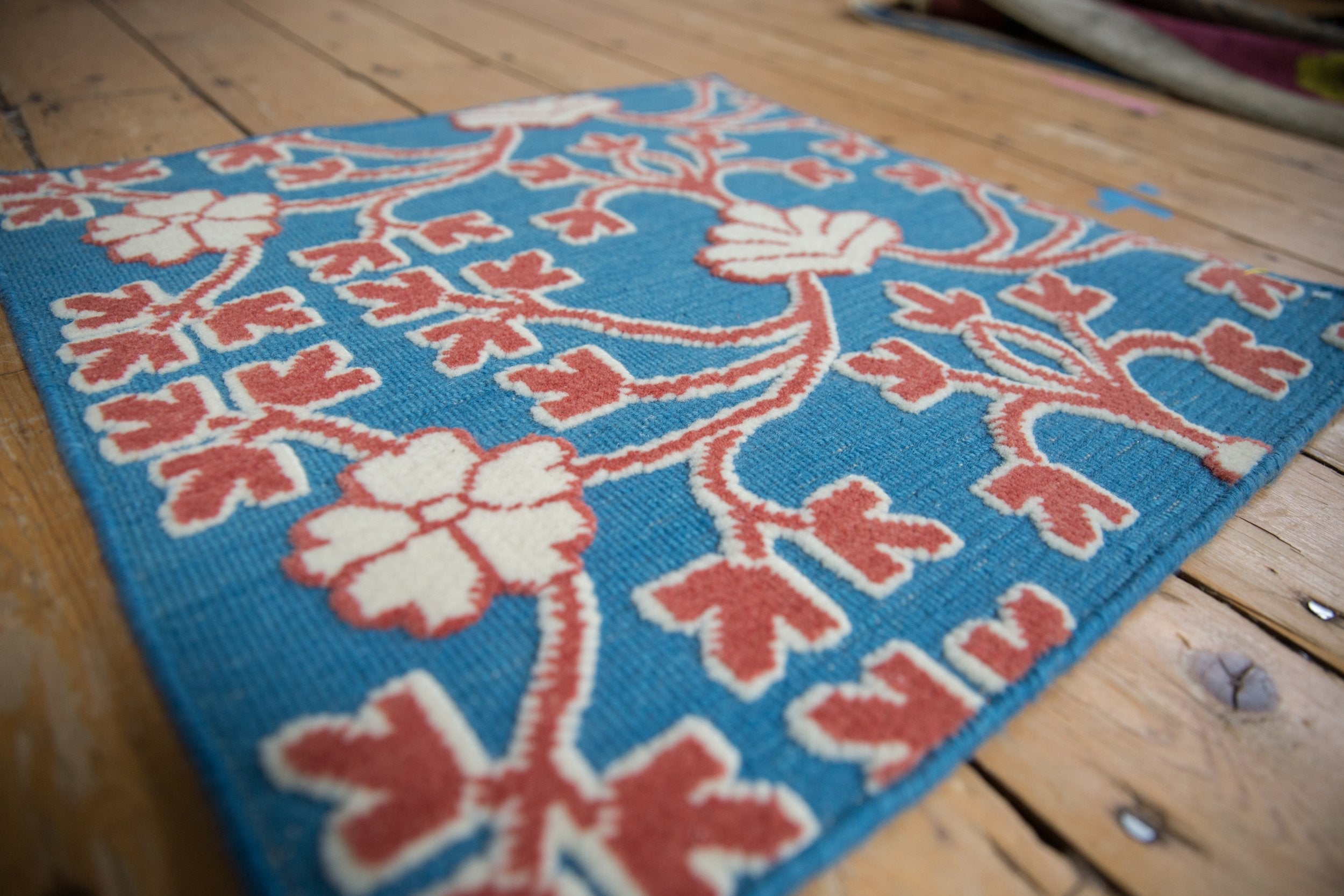 2x2 New Indian Samarkand Design Square Rug Mat