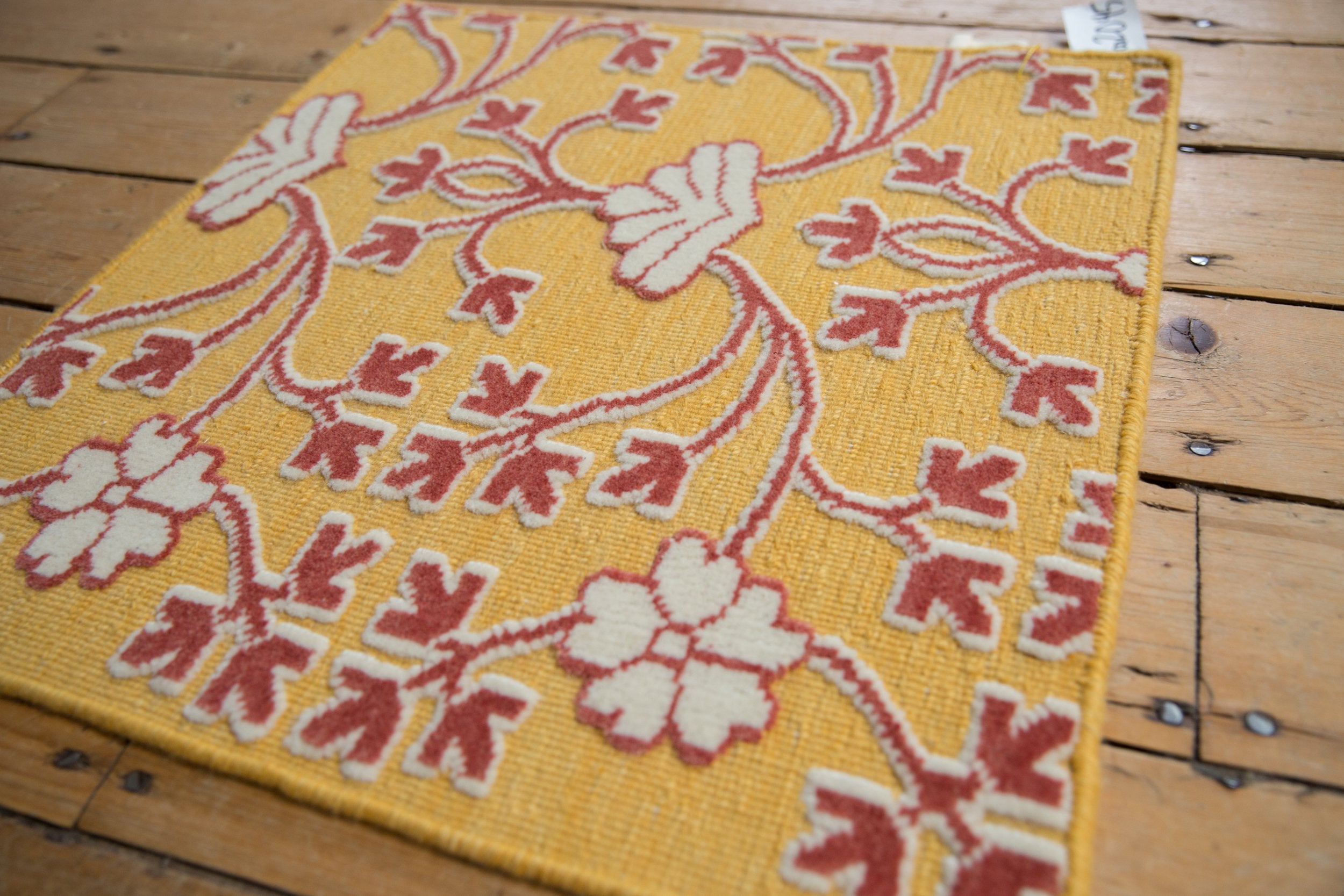 2x2 New Indian Samarkand Design Square Rug Mat