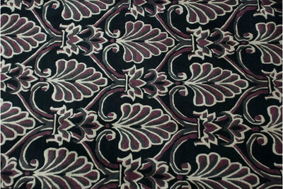 7.5x10 Vintage Indian Damask Design Carpet by Old New House® - product image 4 for Resin Society