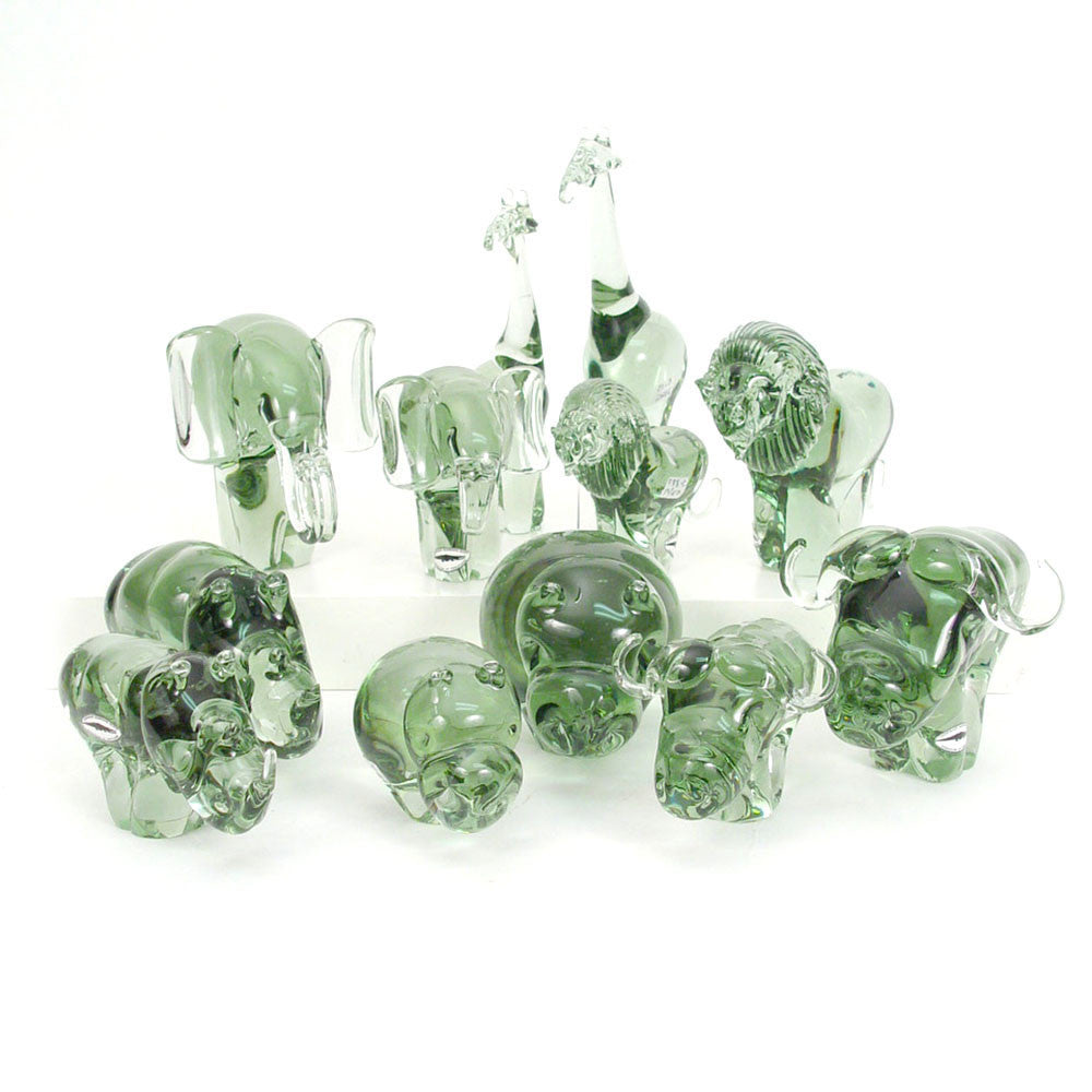 Recycled Glass Lion by Mbare Ltd - product image 4 for Resin Society