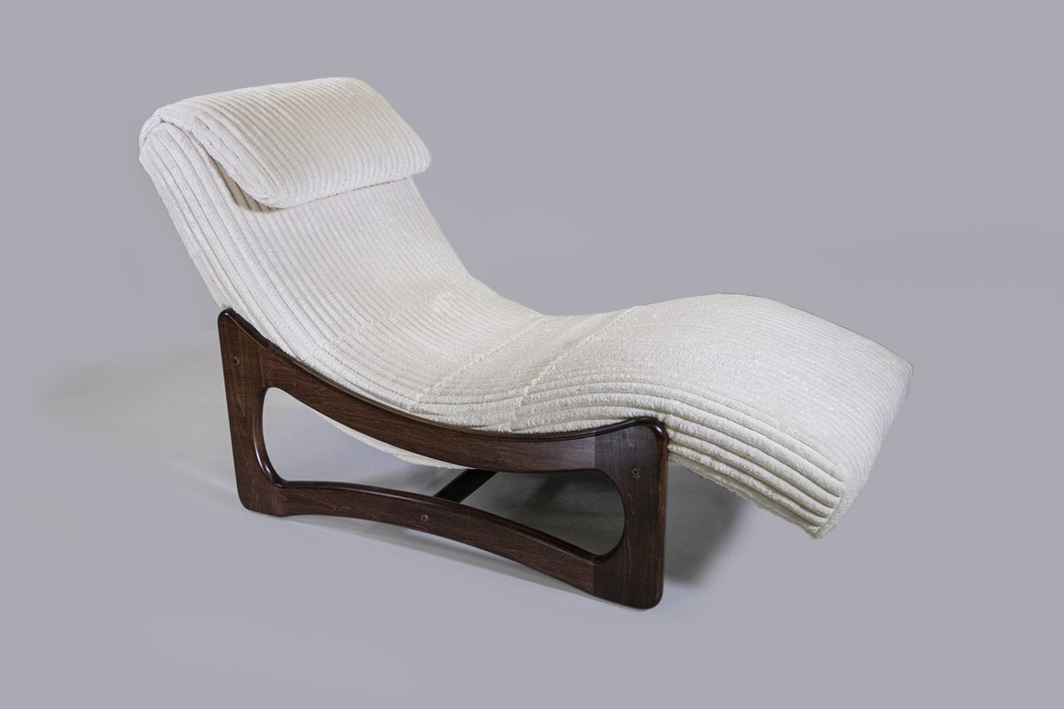 Chaise Lounge – White Billows by Enrico Bartolini - main product image for Resin Society