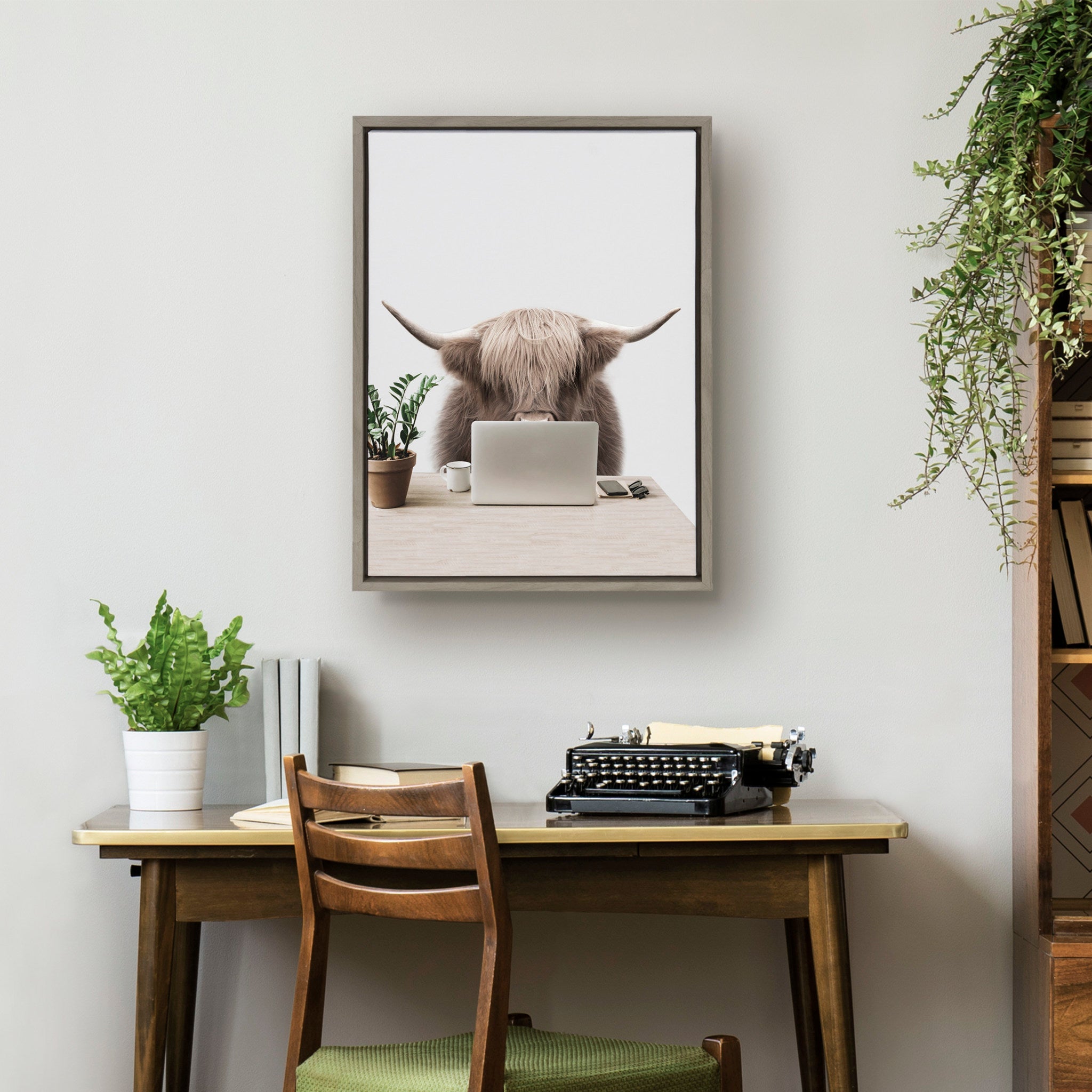 Sylvie Hi, I’m Harry, I work in Sales Framed Canvas