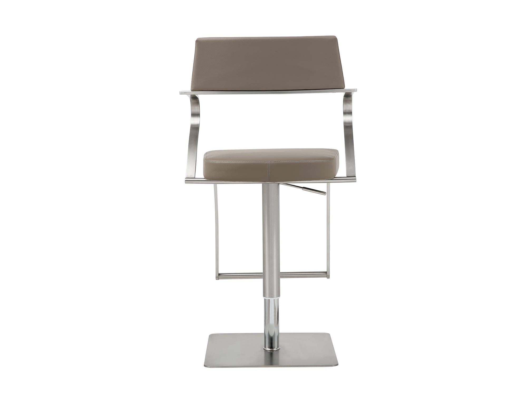 Zuri Barstool detail image - Resin Society
