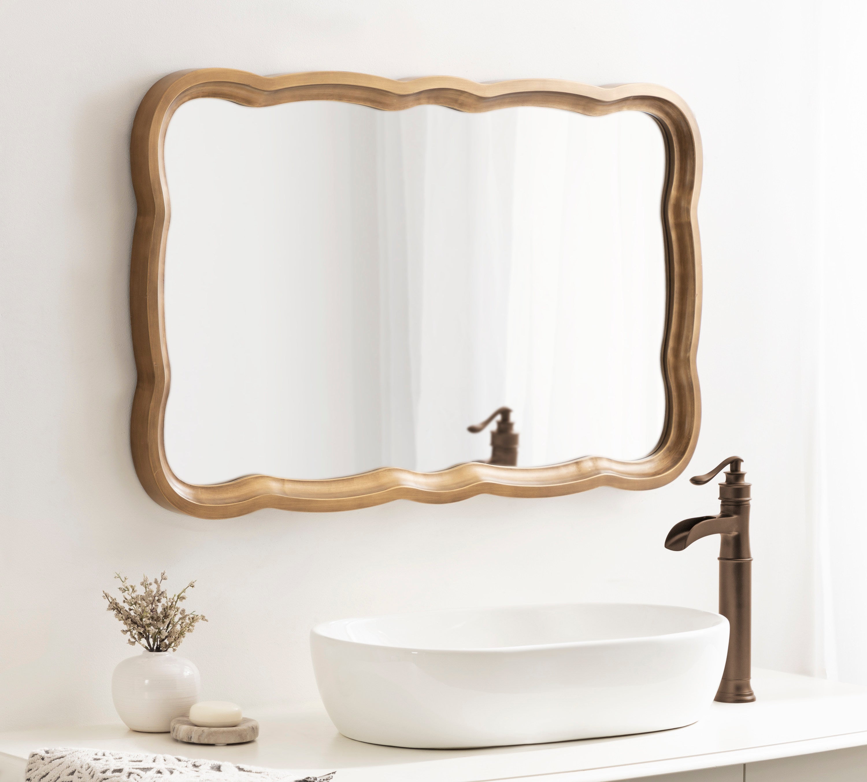 Hatherleigh Scallop Wood Wall Mirror by kateandlaurel - product image 20 for Resin Society