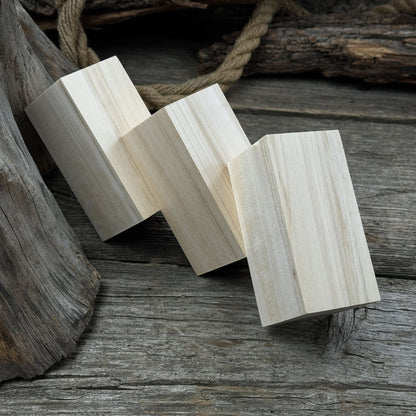 Set of 6 smooth linden wood carving blanks sized 10 by 5 by 5 centimeters