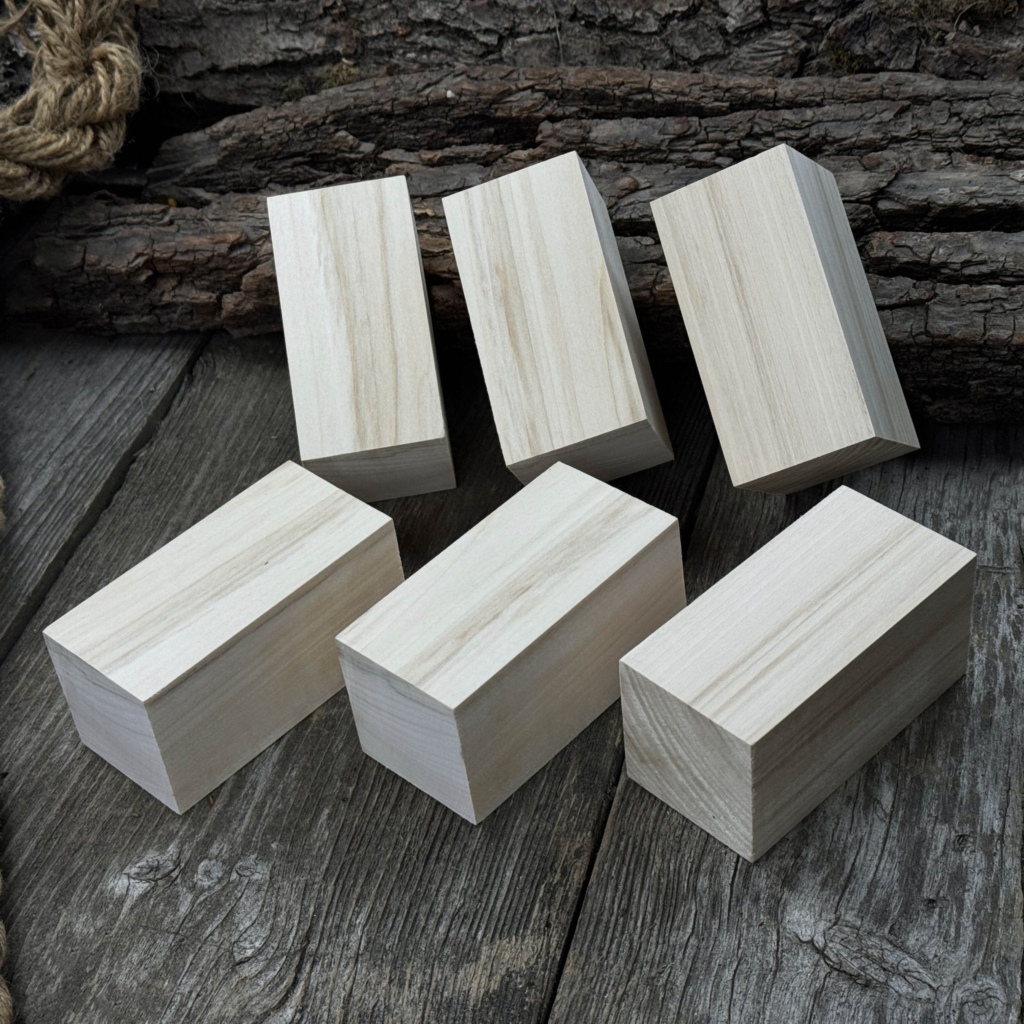 Set of 6 smooth linden wood carving blanks sized 10 by 5 by 5 centimeters