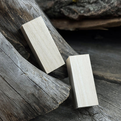 Set of 6 smooth linden wood carving blanks sized 5 by 2 by 2 centimeters