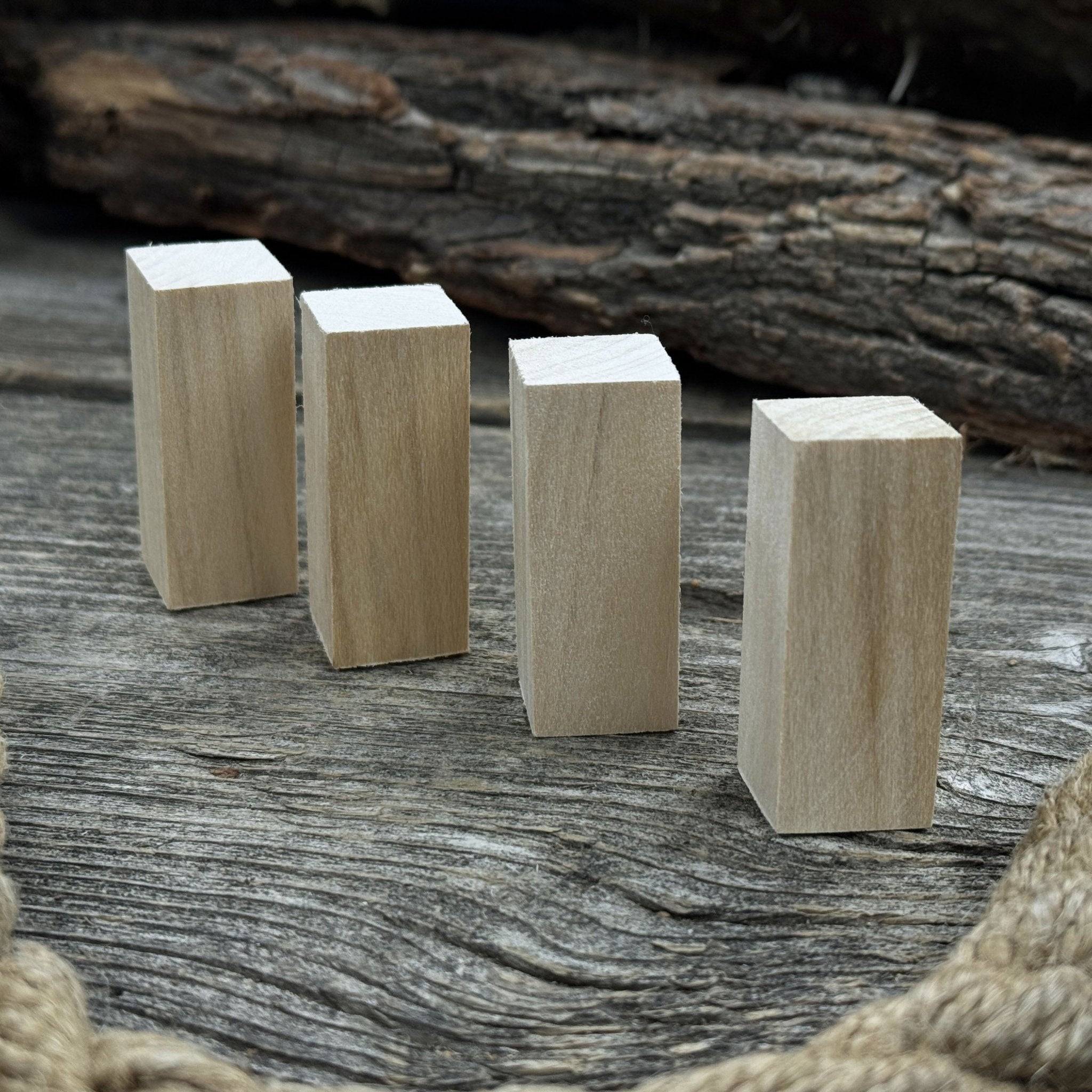 Set of 6 smooth linden wood carving blanks sized 5 by 2 by 2 centimeters