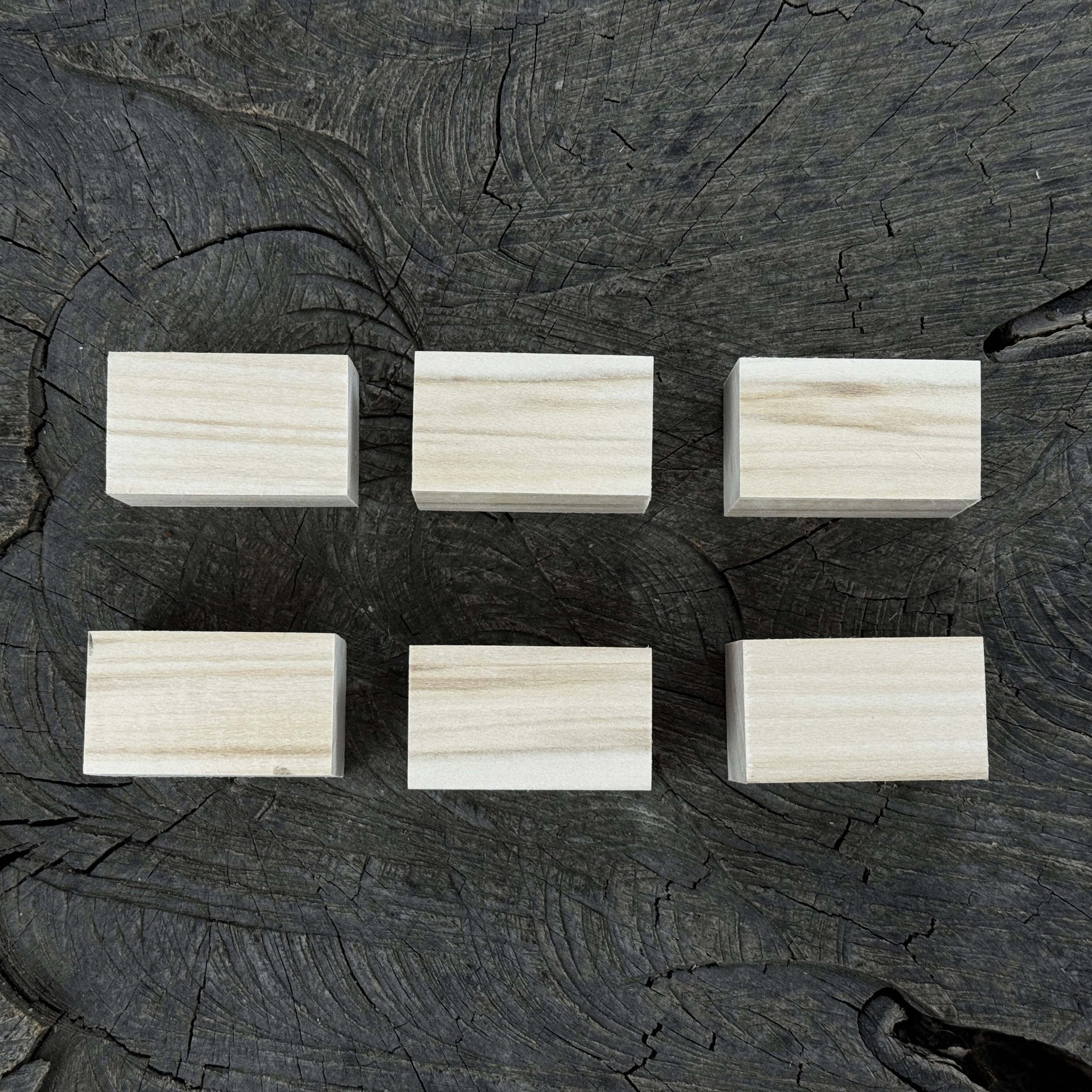 Set of 6 smooth linden wood carving blanks, 5 by 3 by 3 cm, ready for carving and crafting