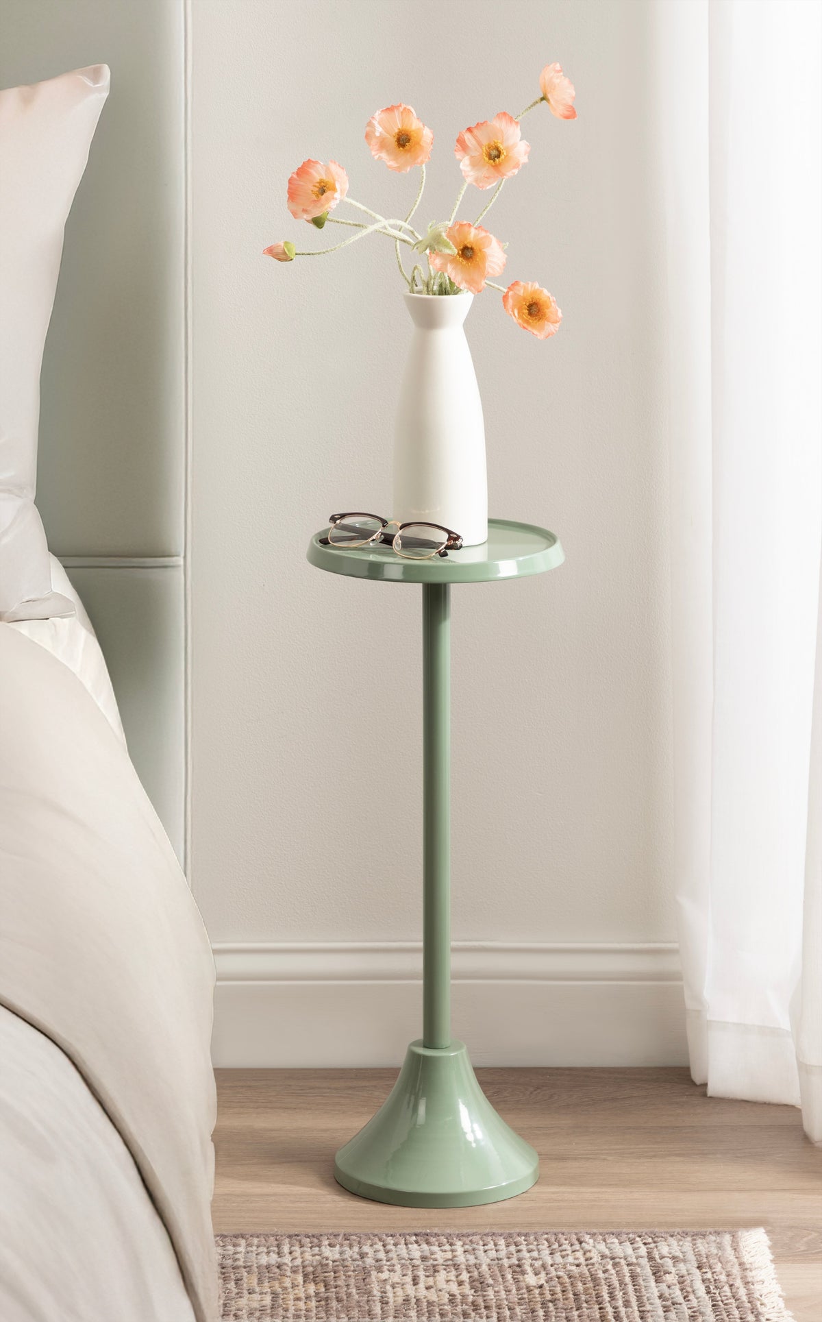 Sanzo Metal Drink Table