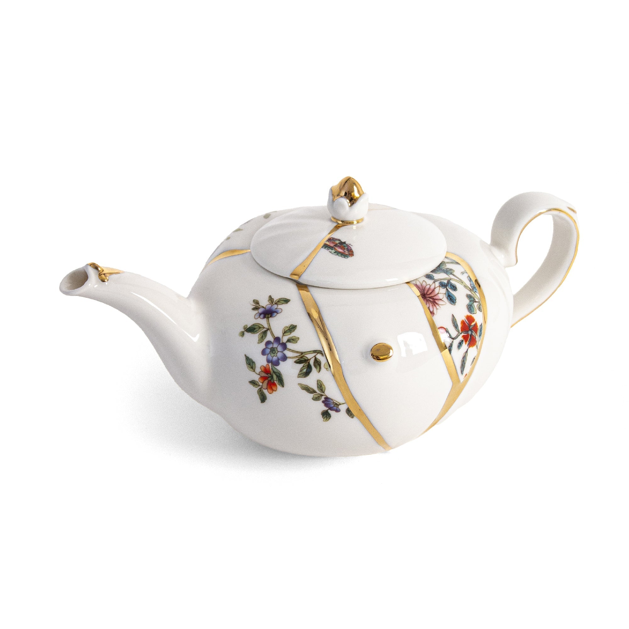 Kintsugi - Tea pot by DEKOR - Resin Society