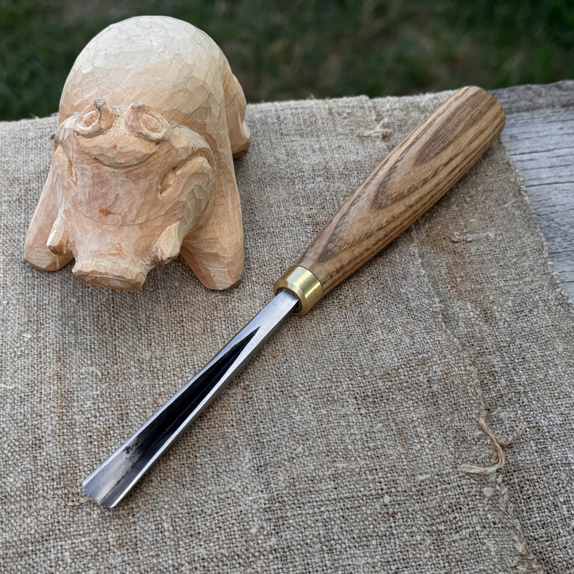 V-Parting Chisel with 60 degree 8 mm blade and wooden handle by Sharky Forged Steel Tools