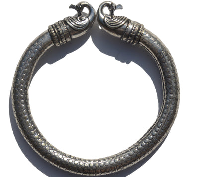 Antique Norse Peacock Head with Dotted Pattern Viking Bracelet