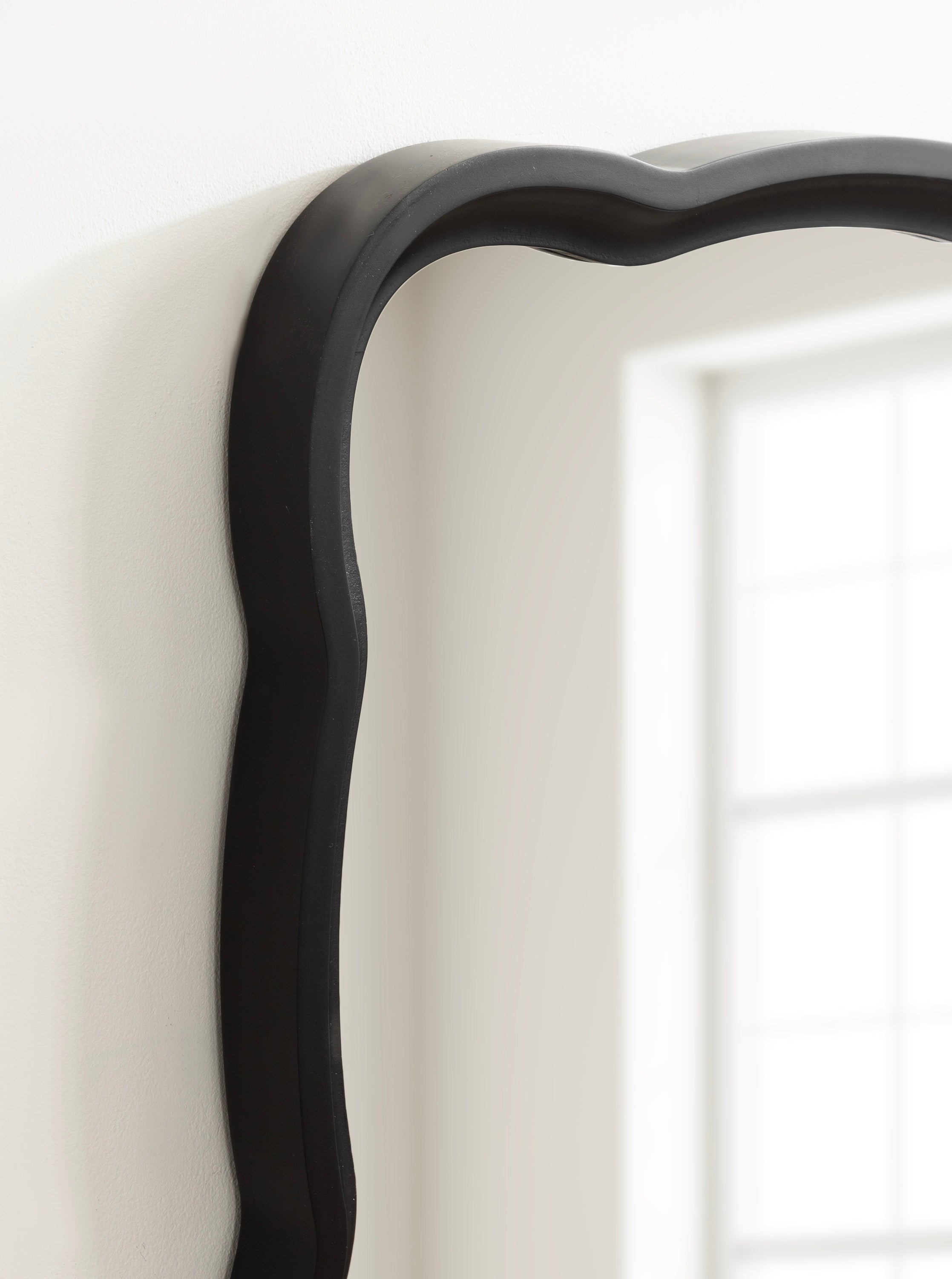 Hatherleigh Scallop Wood Wall Mirror by kateandlaurel - product image 17 for Resin Society